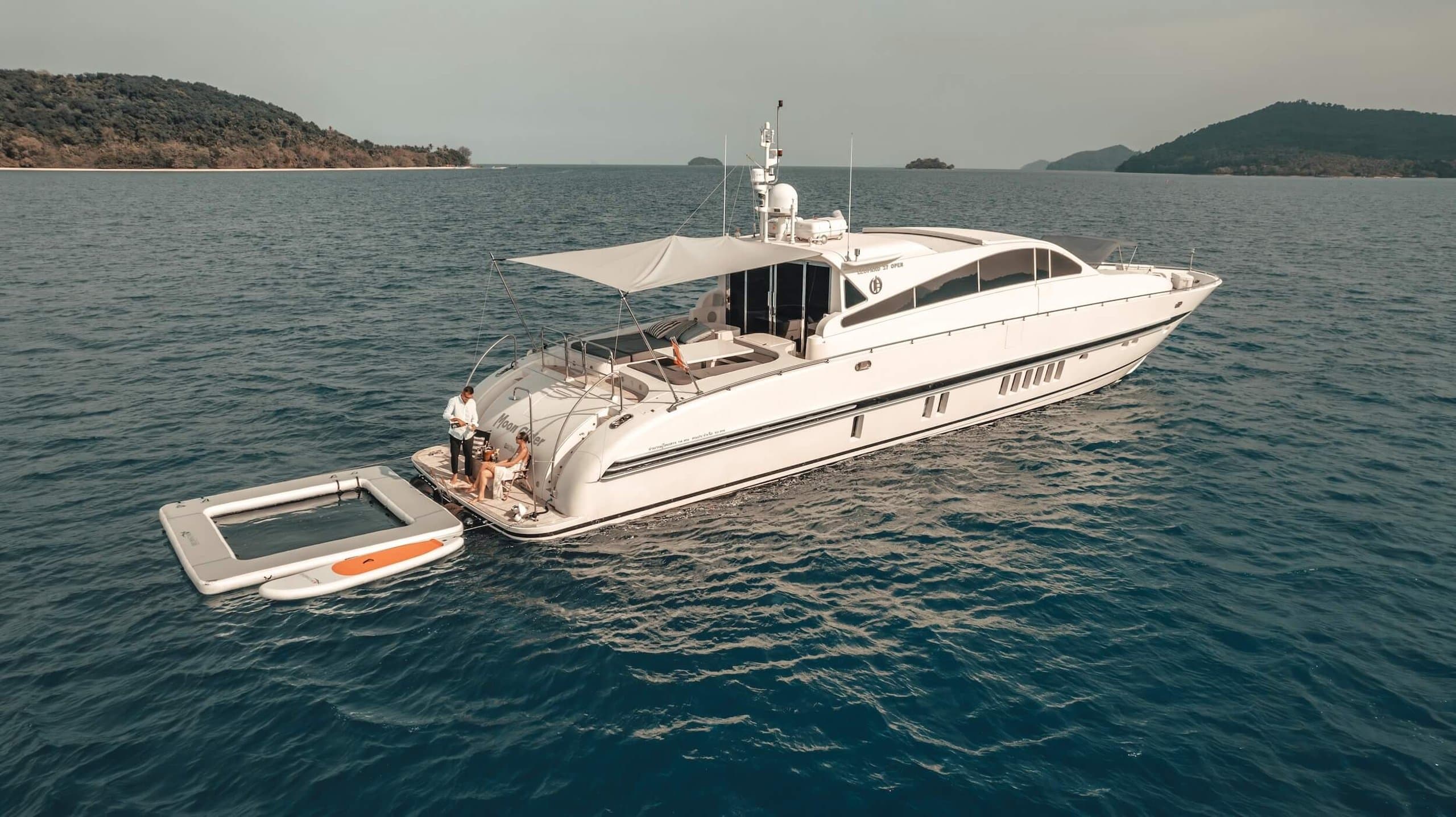MOONGLIDER | Drivas Yachts