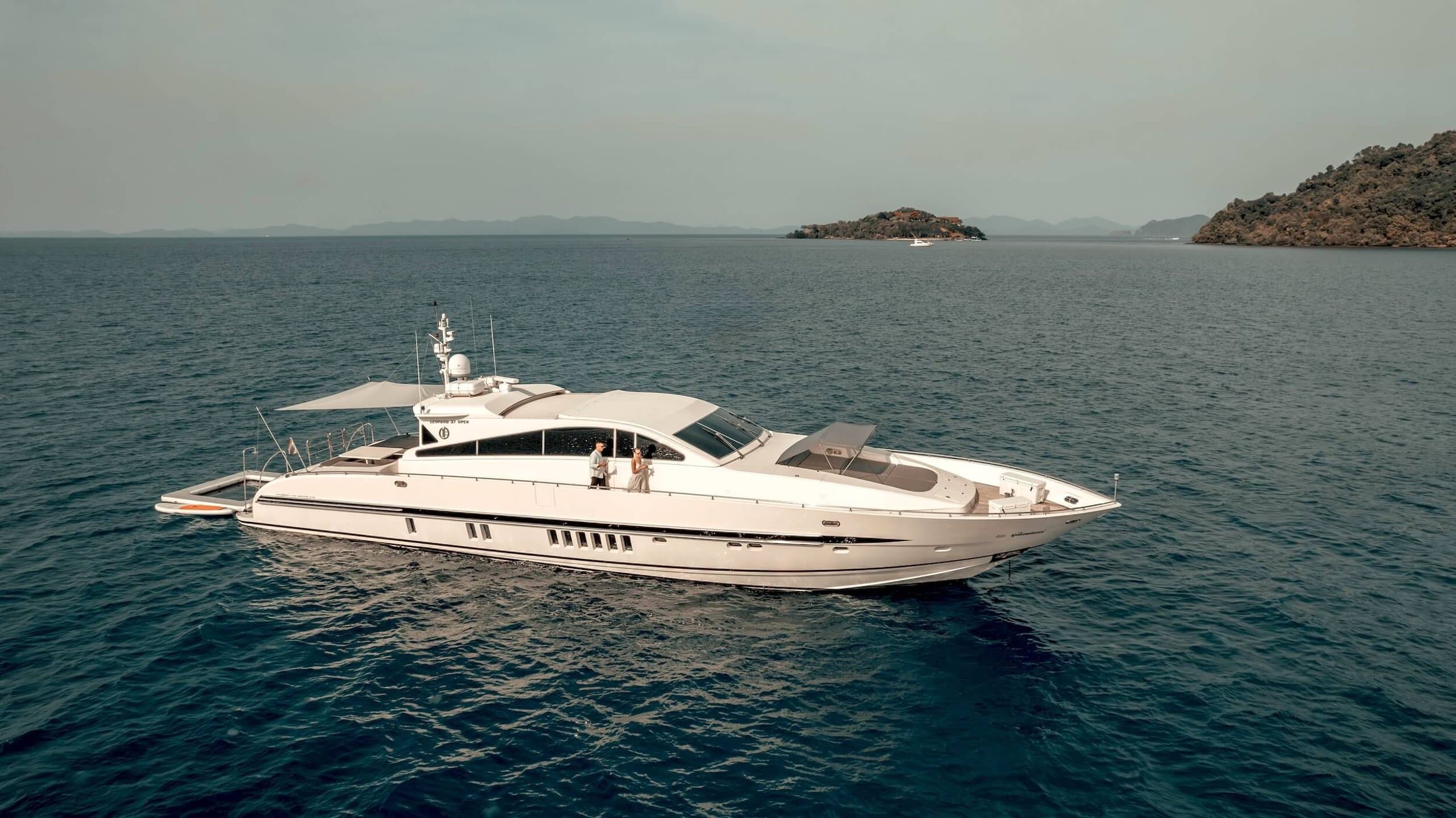 MOONGLIDER | Drivas Yachts
