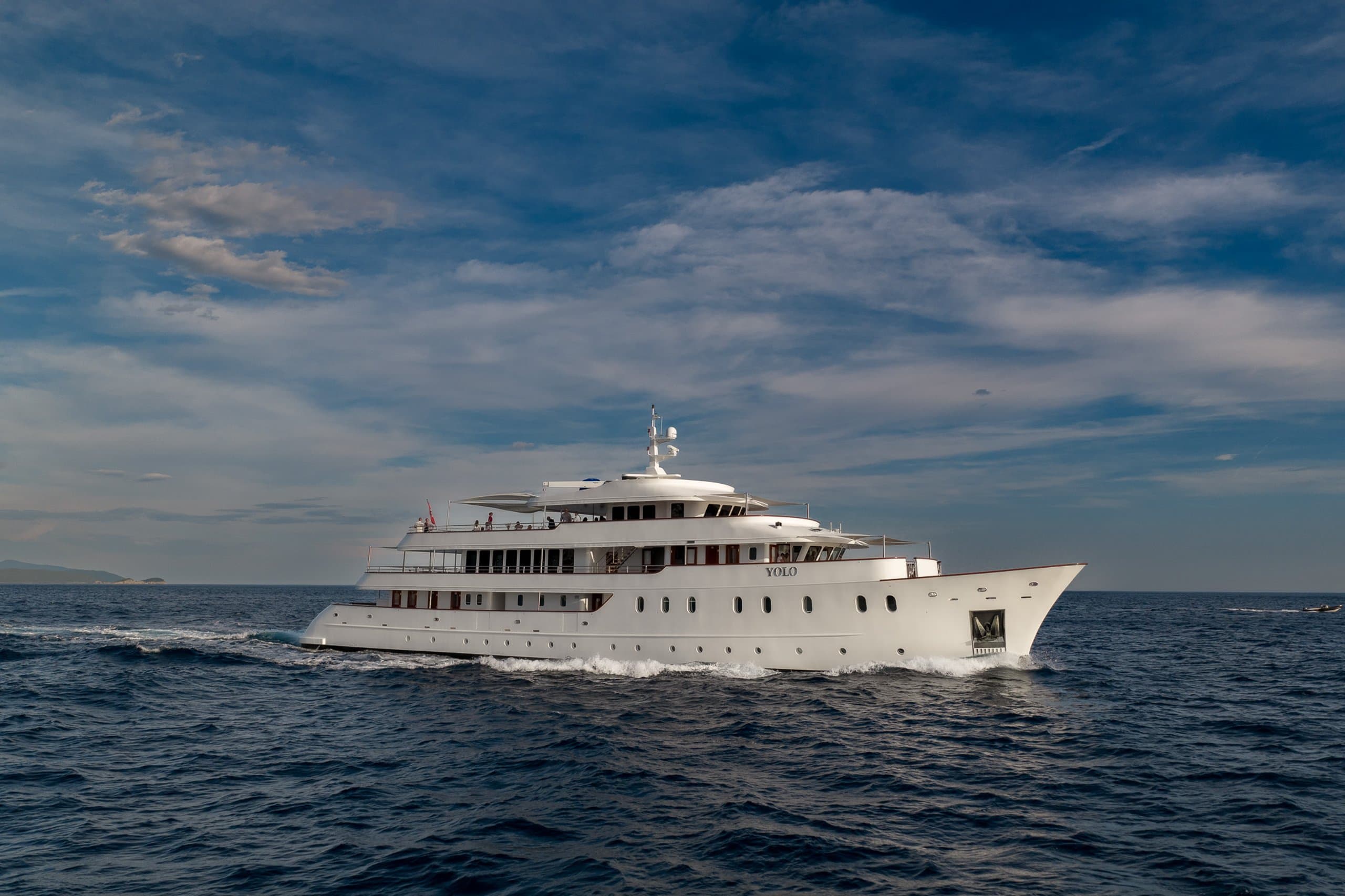 YOLO | Drivas Yachts
