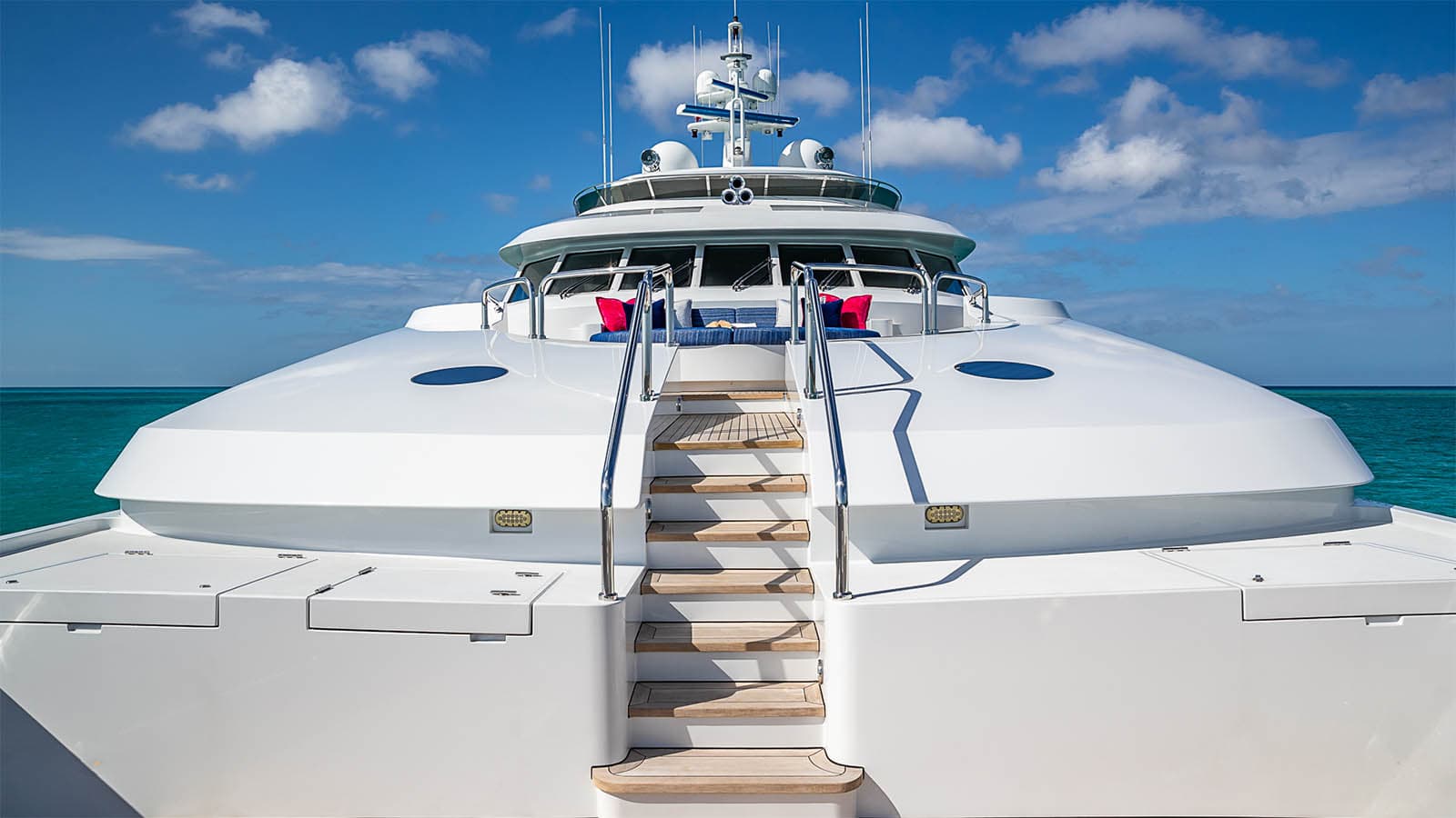 CARTE BLANCHE - ext bow | Drivas Yachts