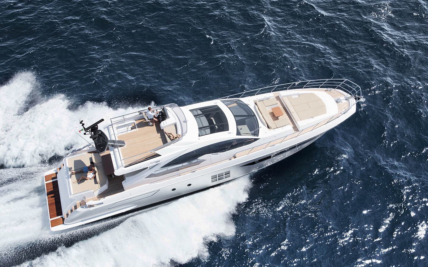 MAKANI - aerial | Drivas Yachts