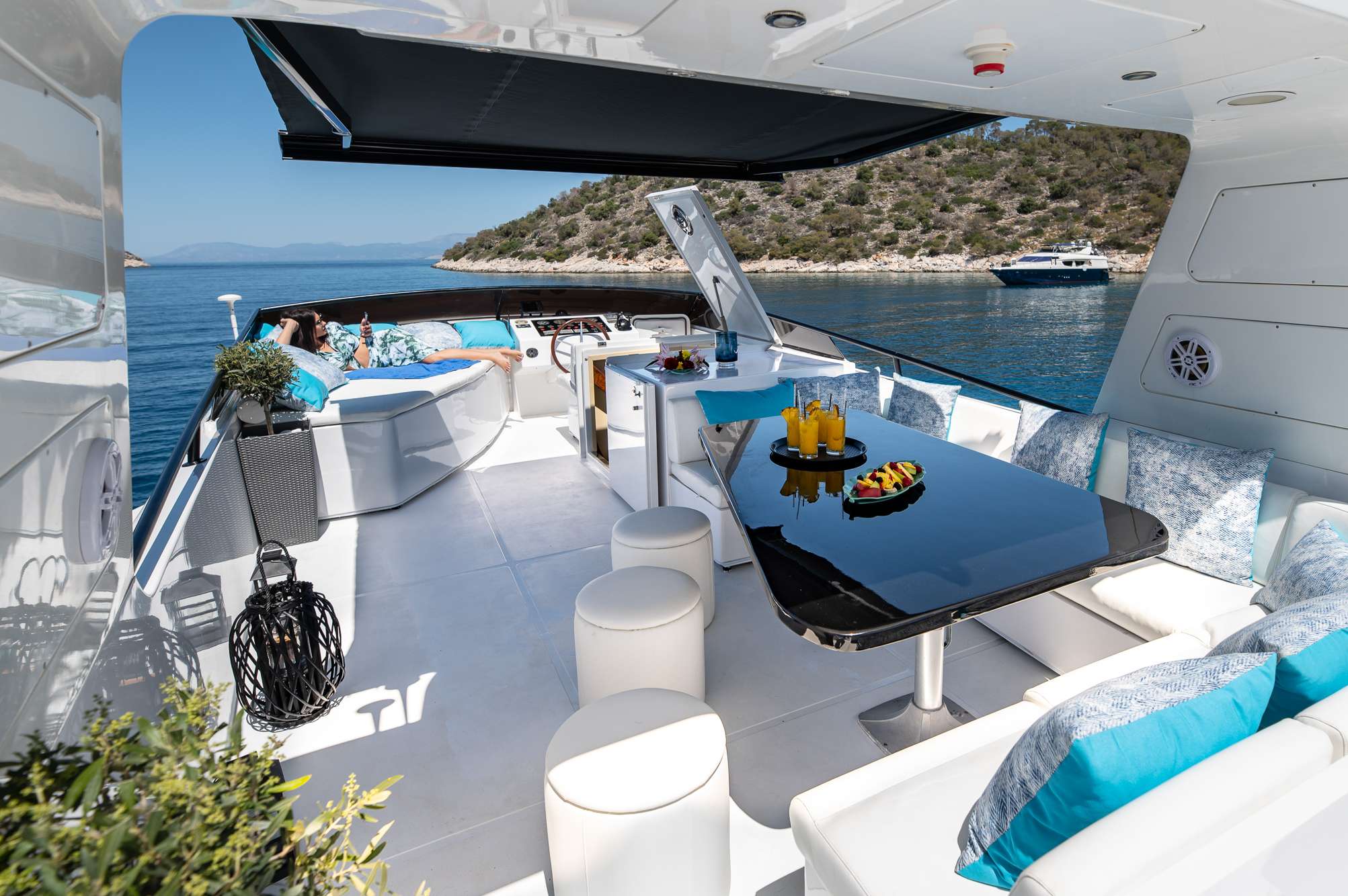WISH - deck aft | Drivas Yachts