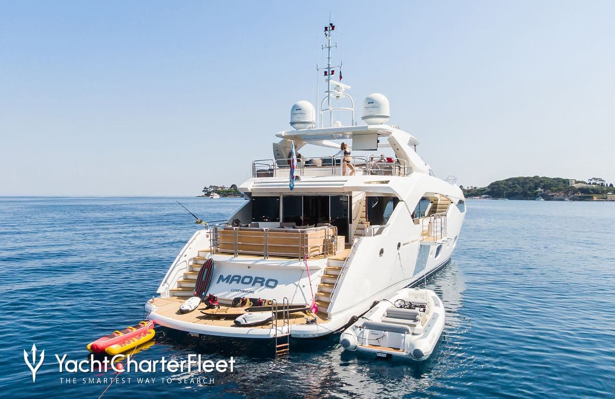 Motor yacht MAORO 35m by Sunseeker — photo 4