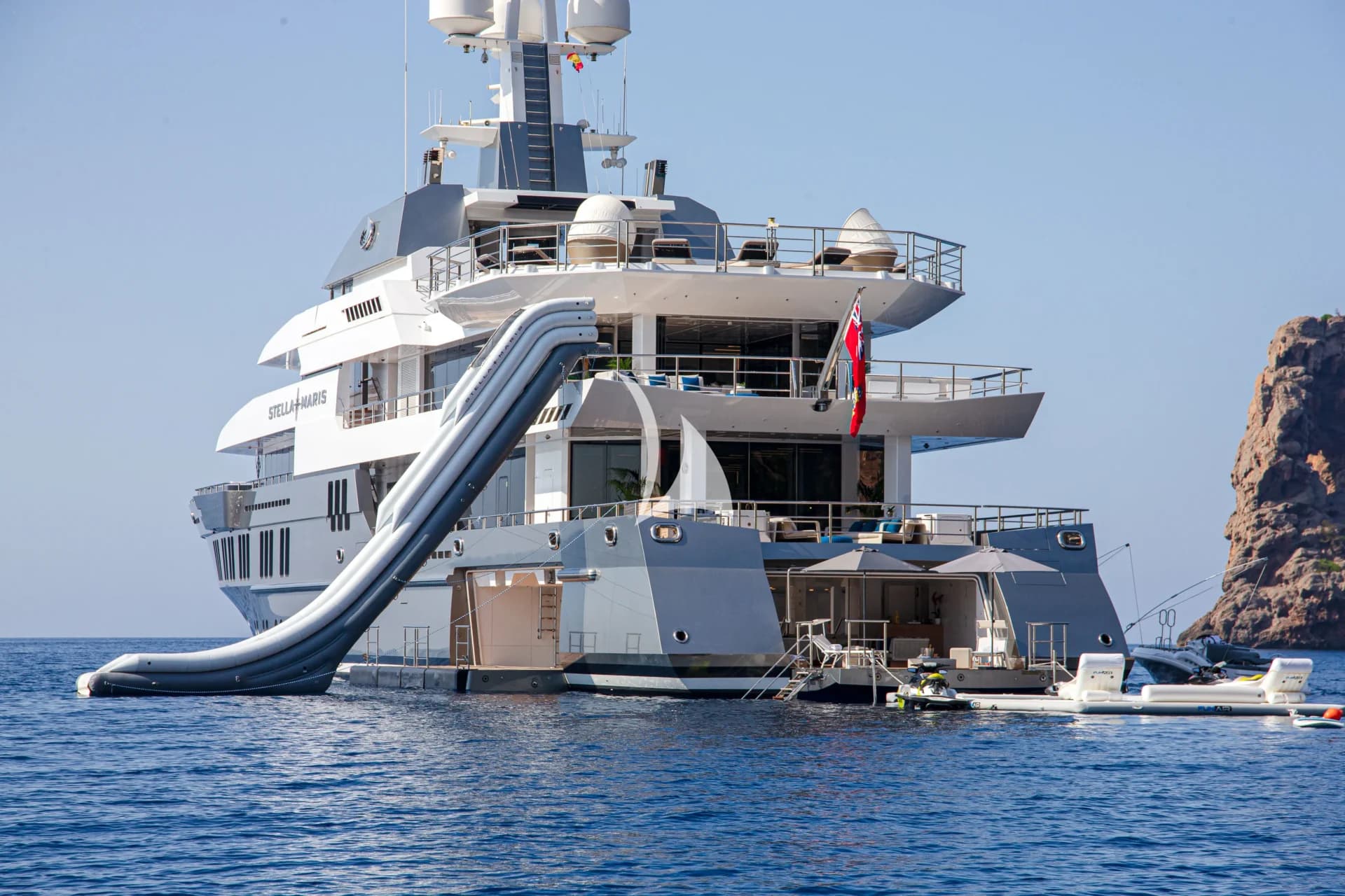 STELLA MARIS - ext stern | Drivas Yachts