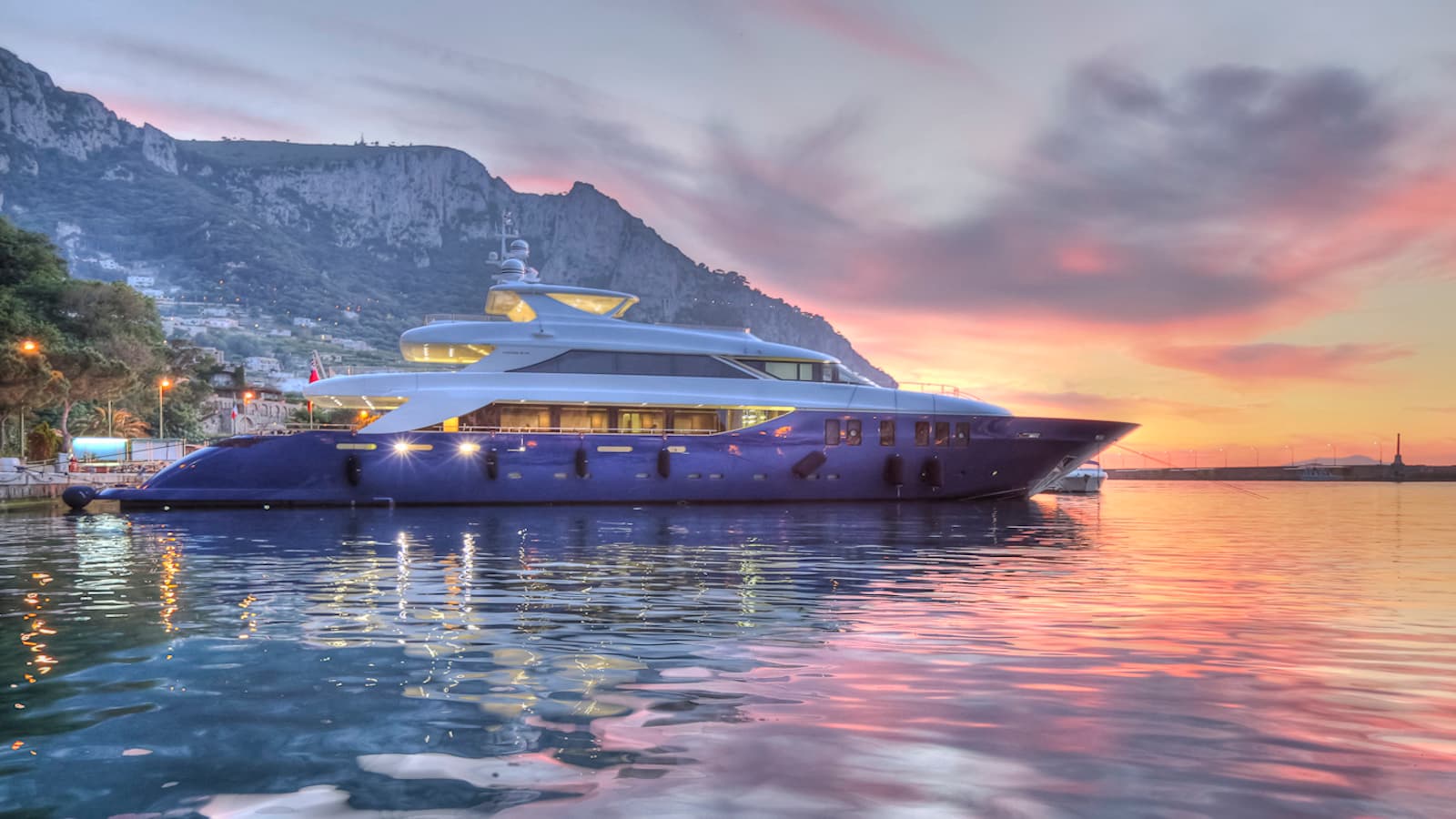 IPANEMAS - ext port | Drivas Yachts