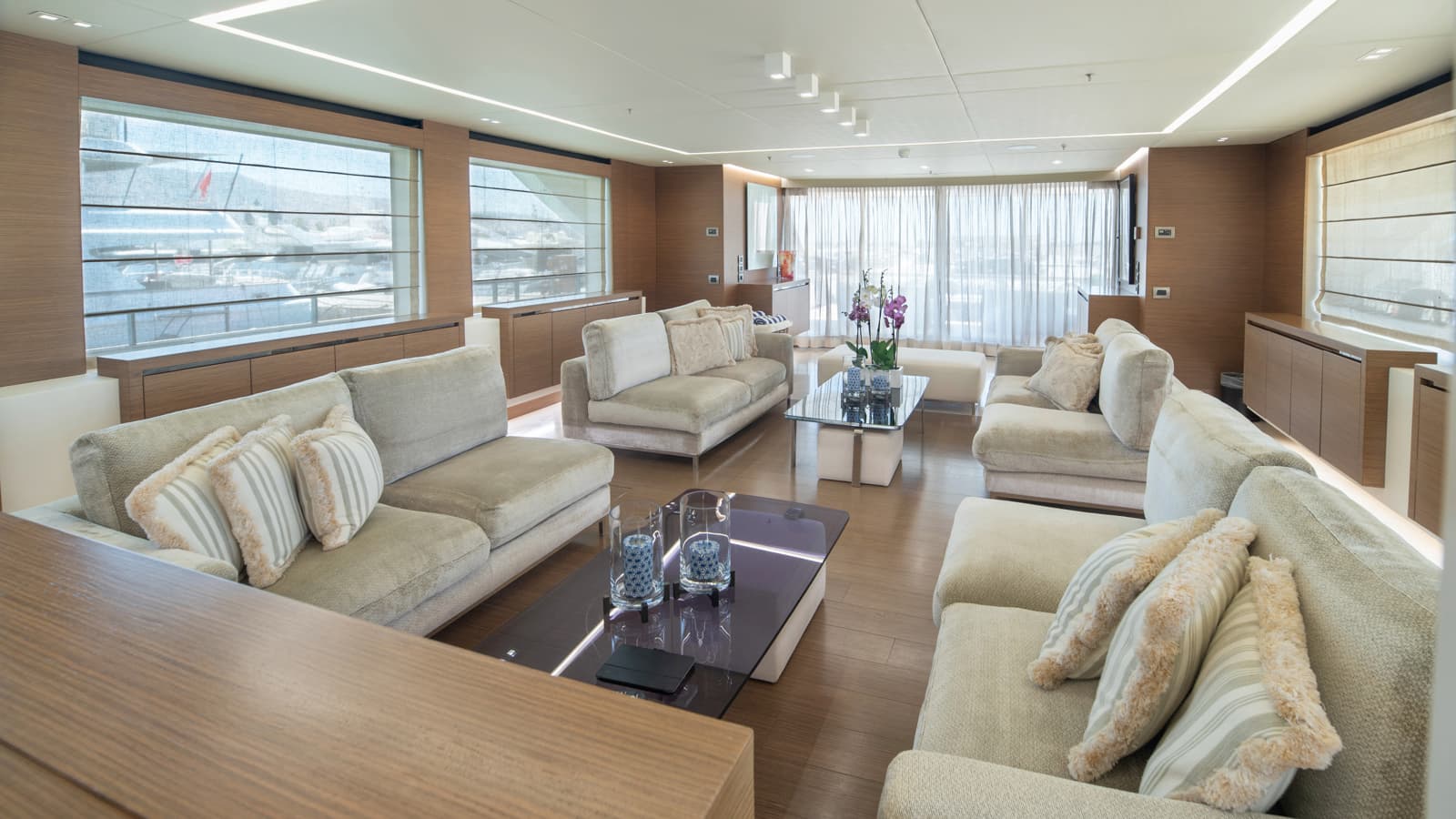 IPANEMAS - saloon | Drivas Yachts