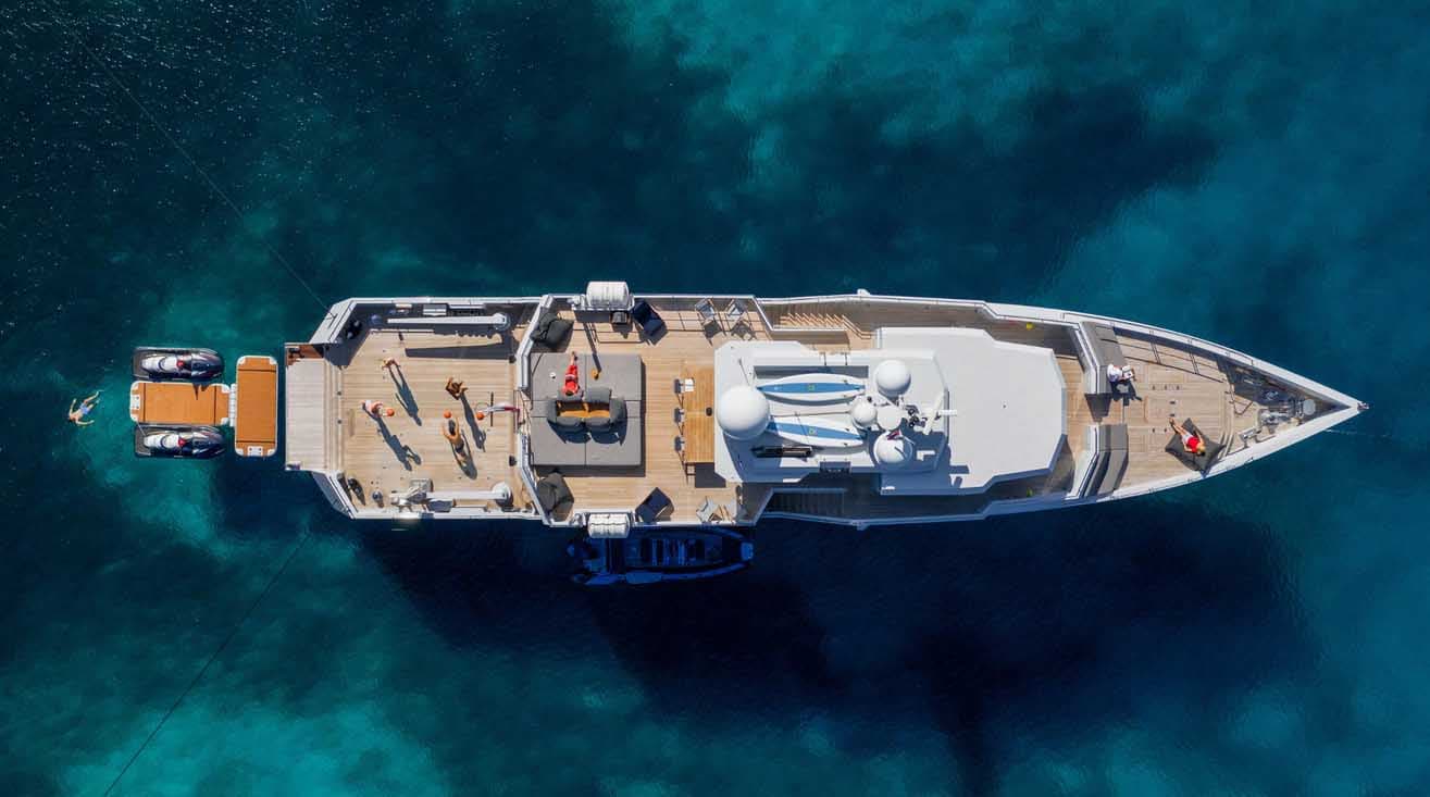 PREFERENCE 19 - aerial | Drivas Yachts