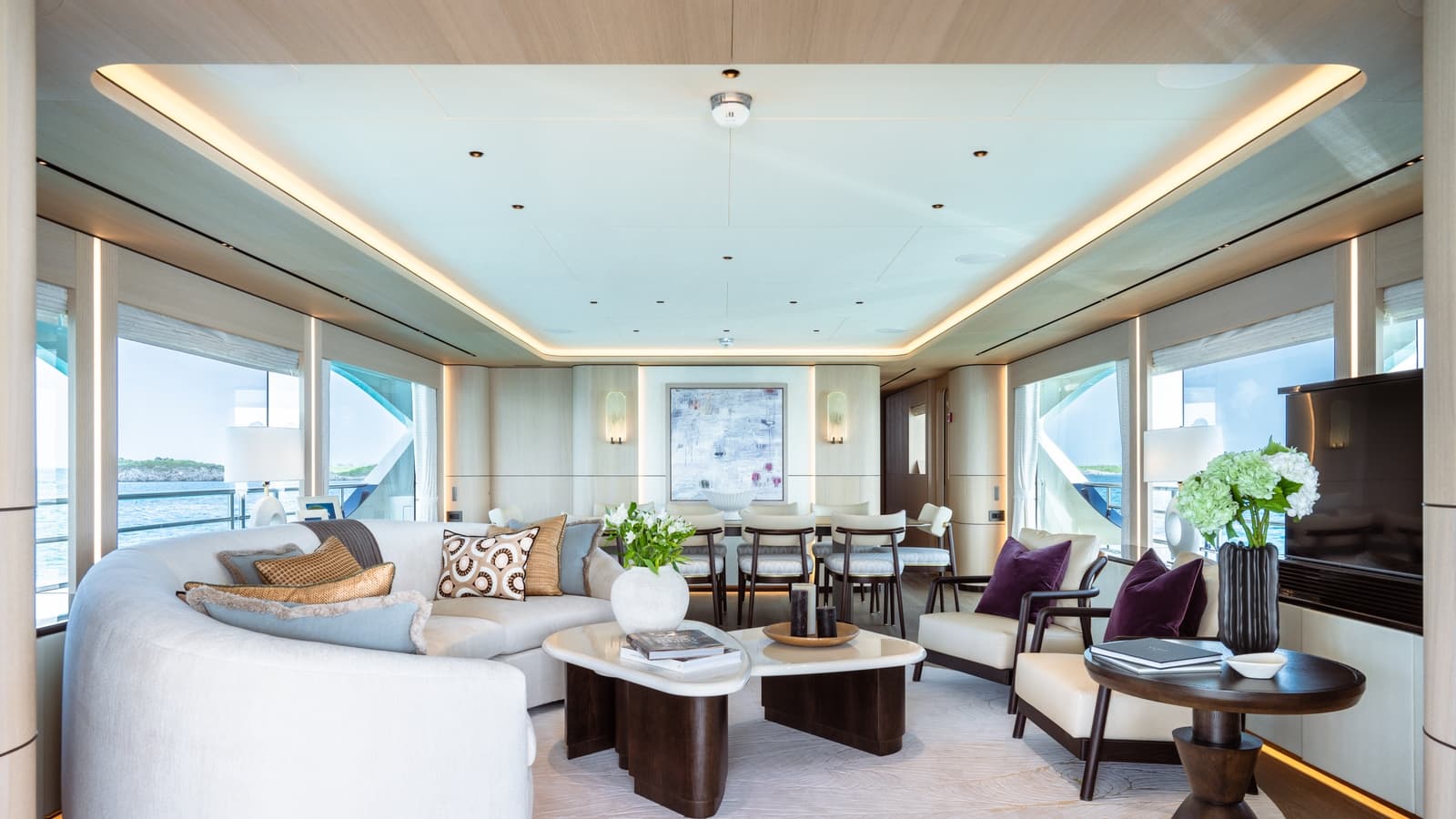 MIDNIGHT SAGA - saloon | Drivas Yachts