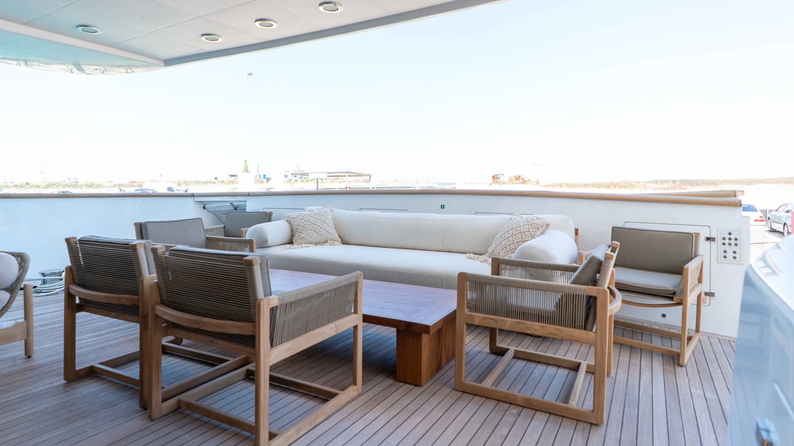 NINO - deck aft | Drivas Yachts