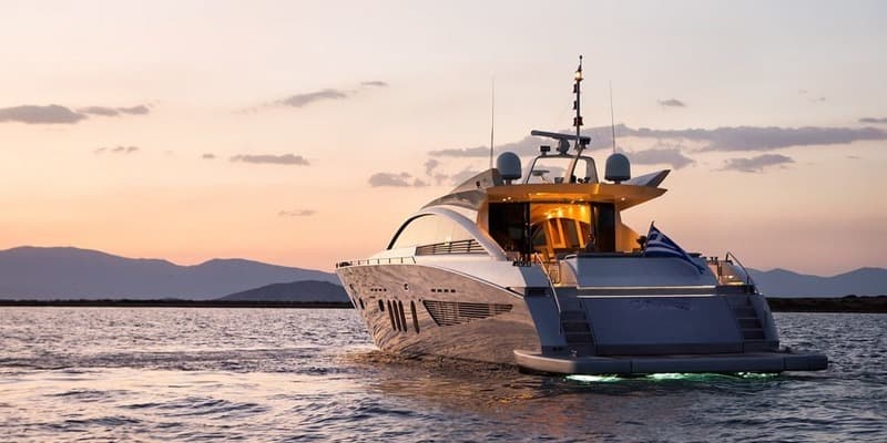 SUN ANEMOS - ext stern | Drivas Yachts