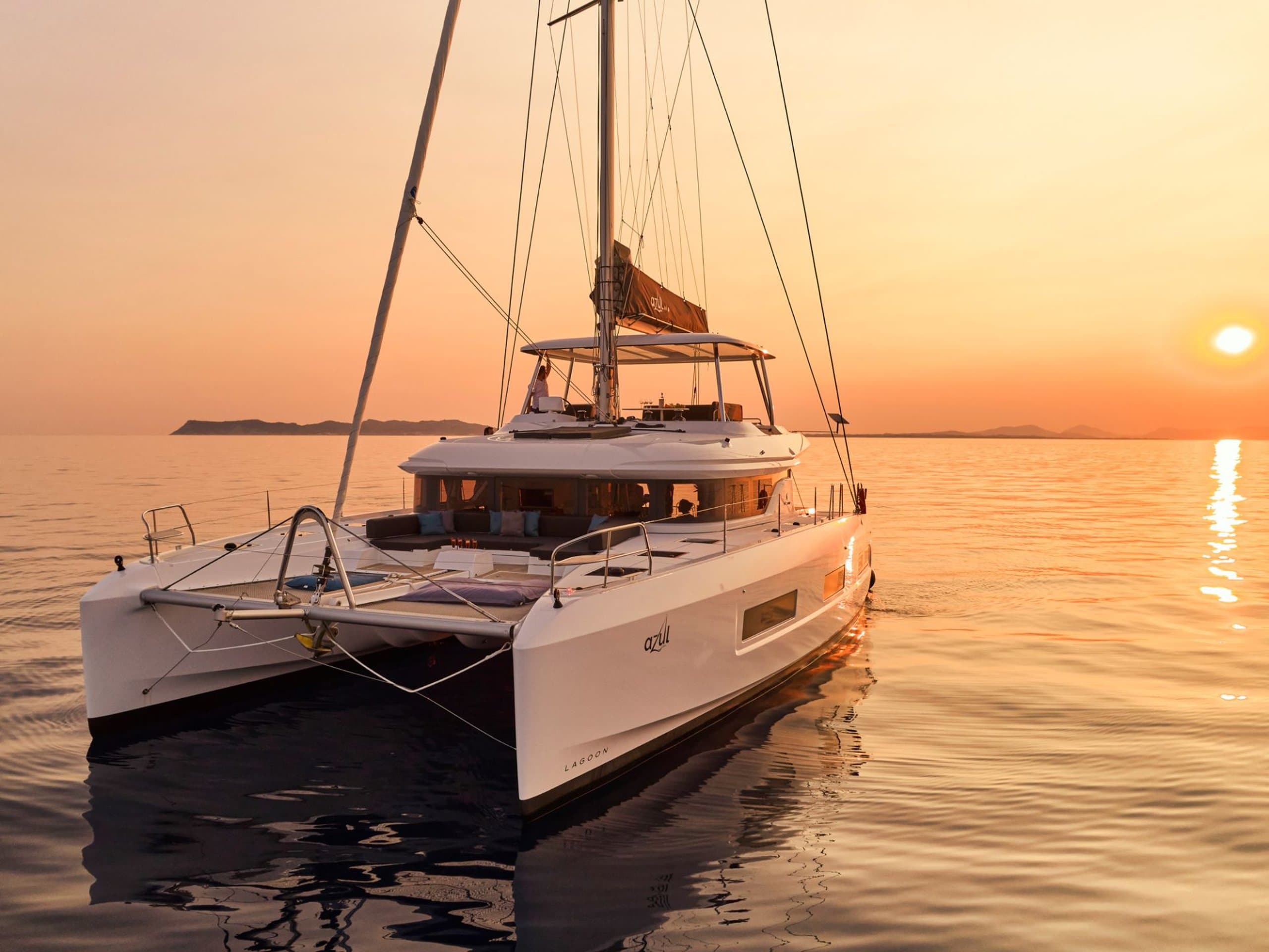 AZUL | Drivas Yachts
