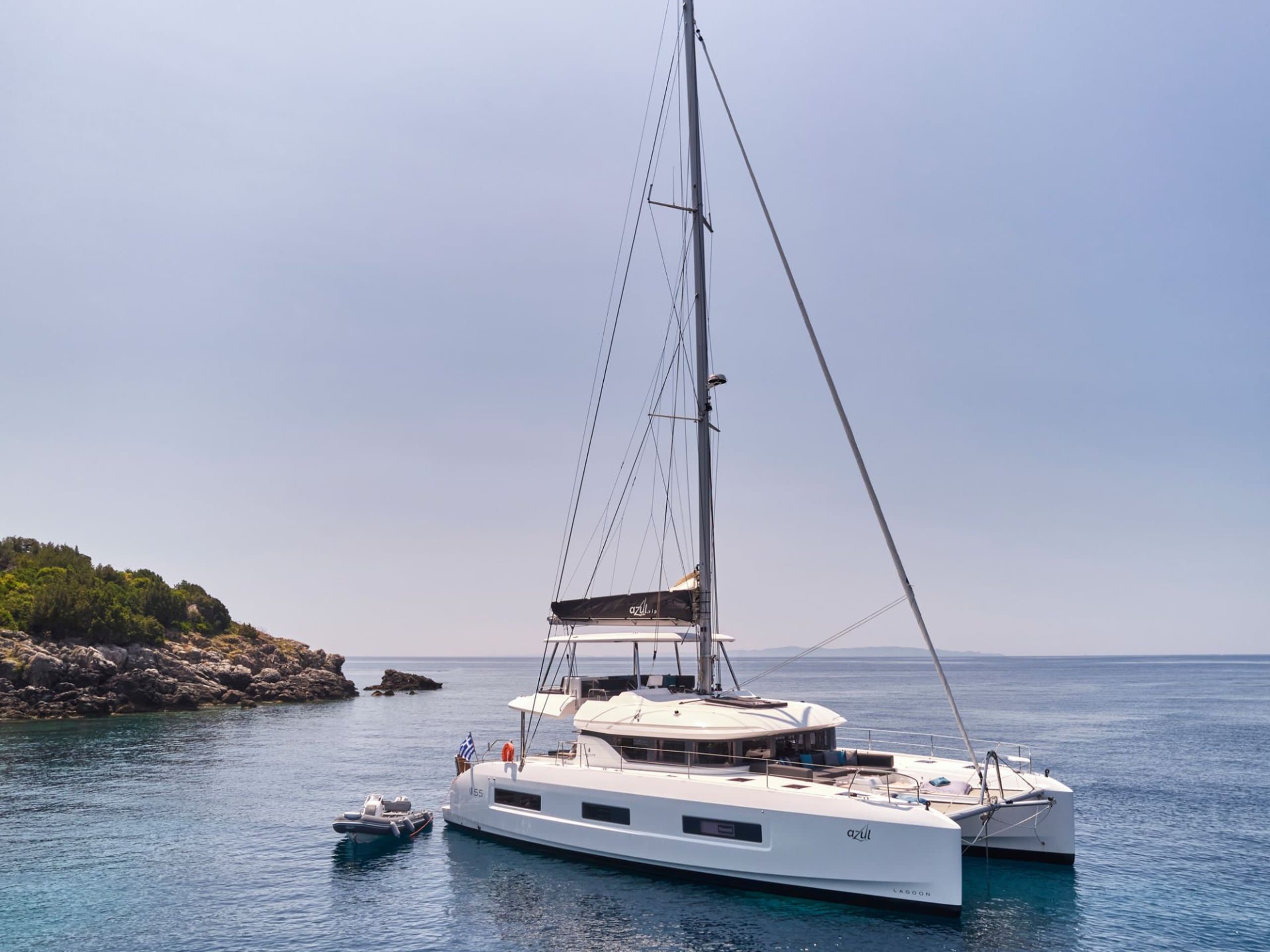 AZUL | Drivas Yachts