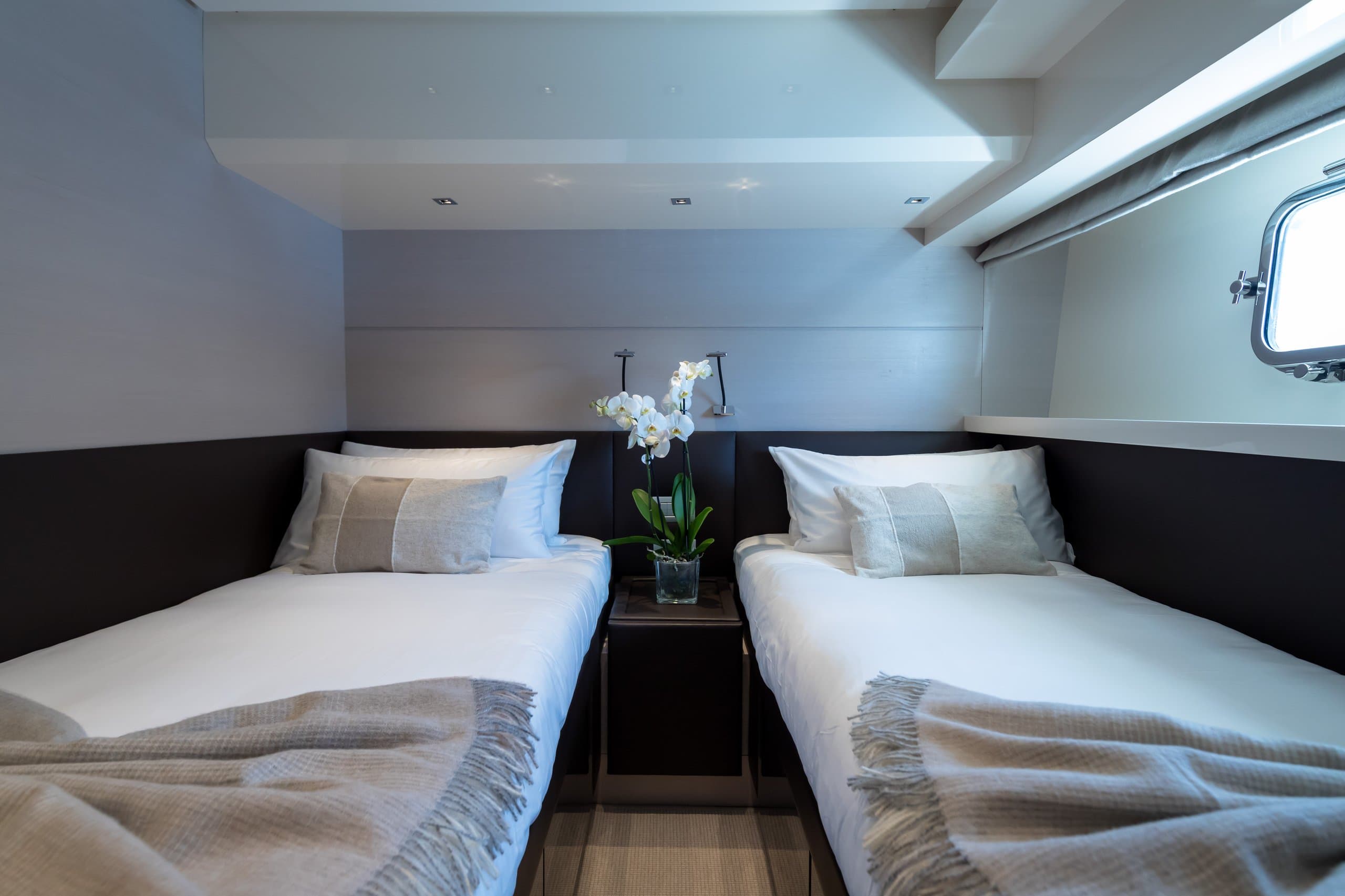 MOONSHOT | Drivas Yachts