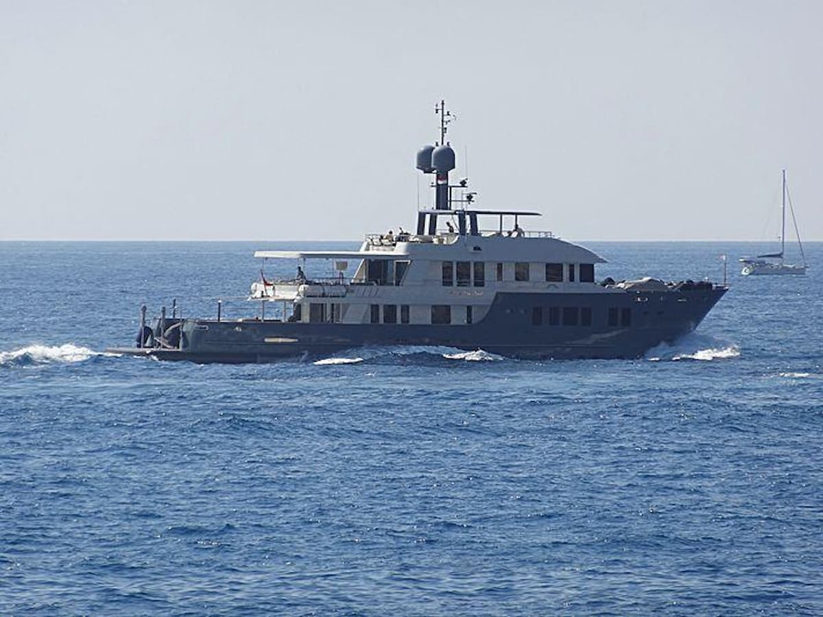 ZULU - ext stbd | Drivas Yachts
