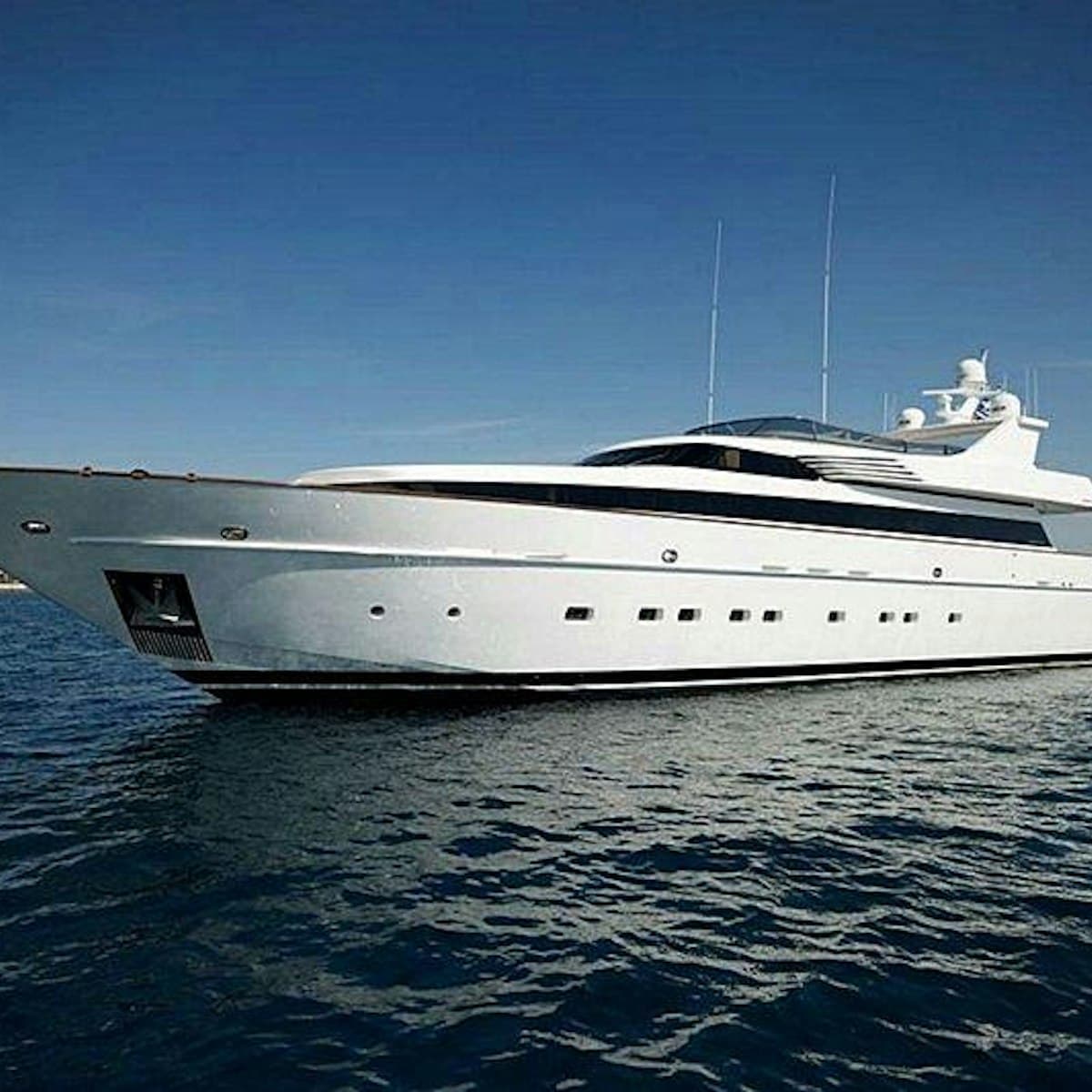 FELIGO V - ext stbd | Drivas Yachts