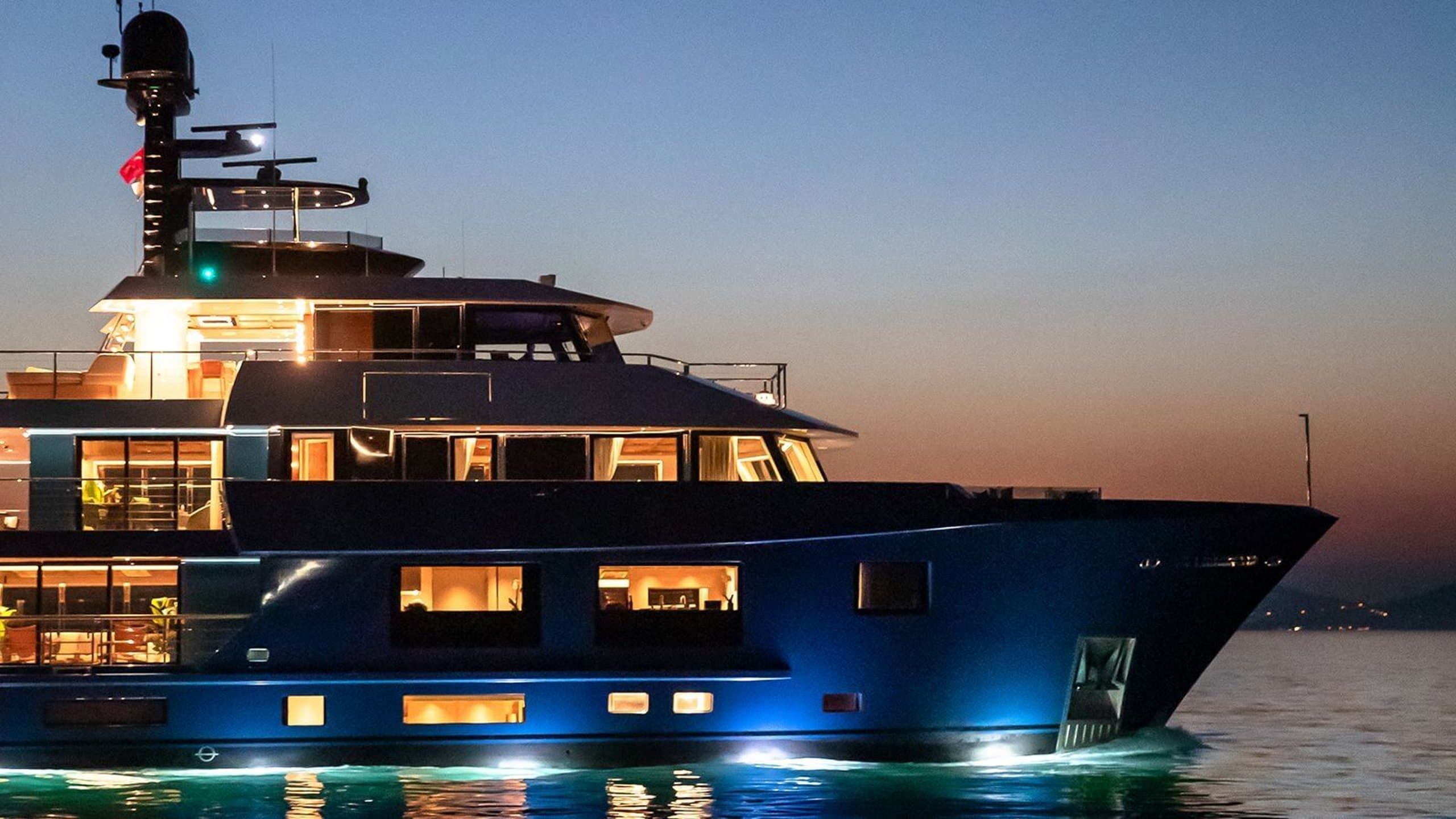 KING BENJI | Drivas Yachts