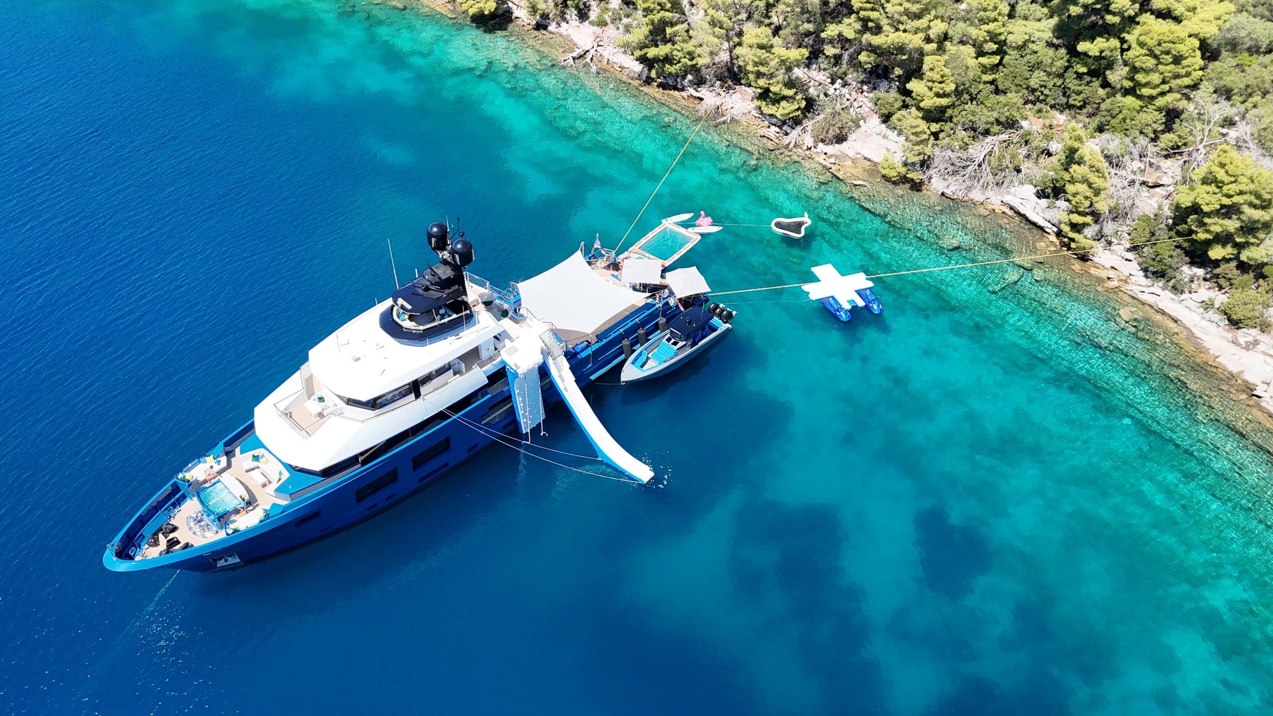 KING BENJI | Drivas Yachts