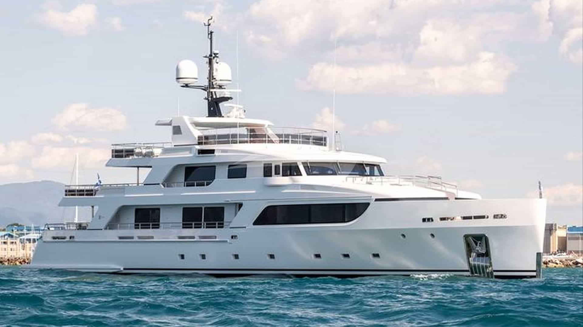 BOJI - ext stbd | Drivas Yachts