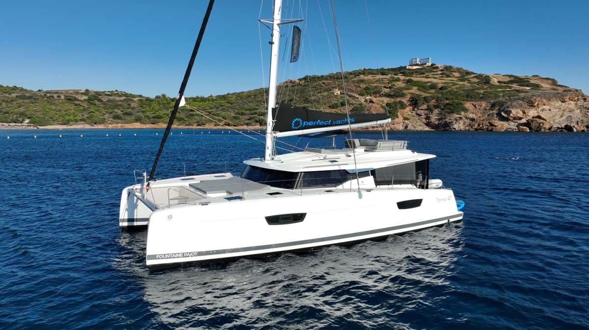 Pi 2 - ext | Drivas Yachts