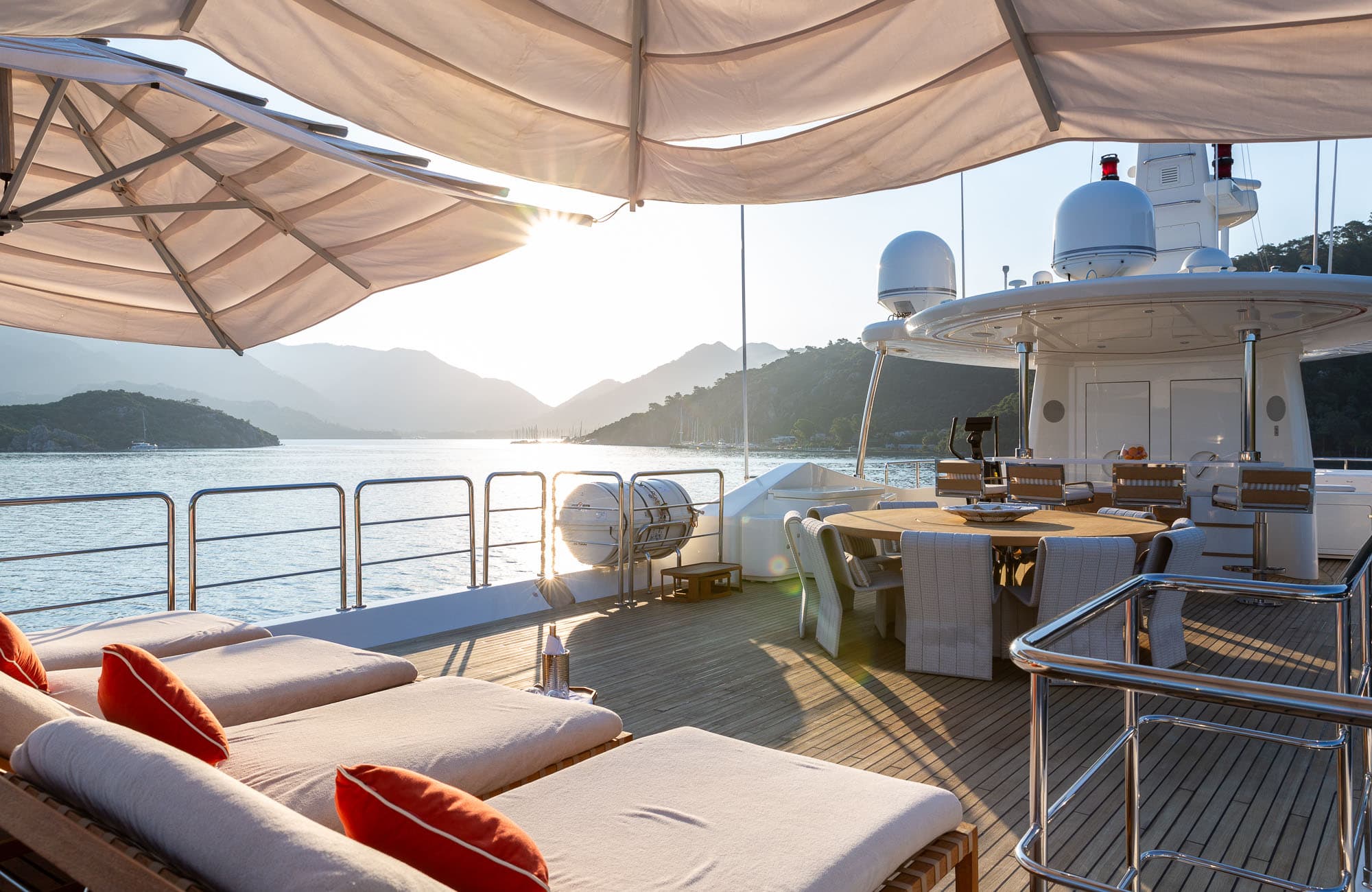 Lady I - deck aft | Drivas Yachts