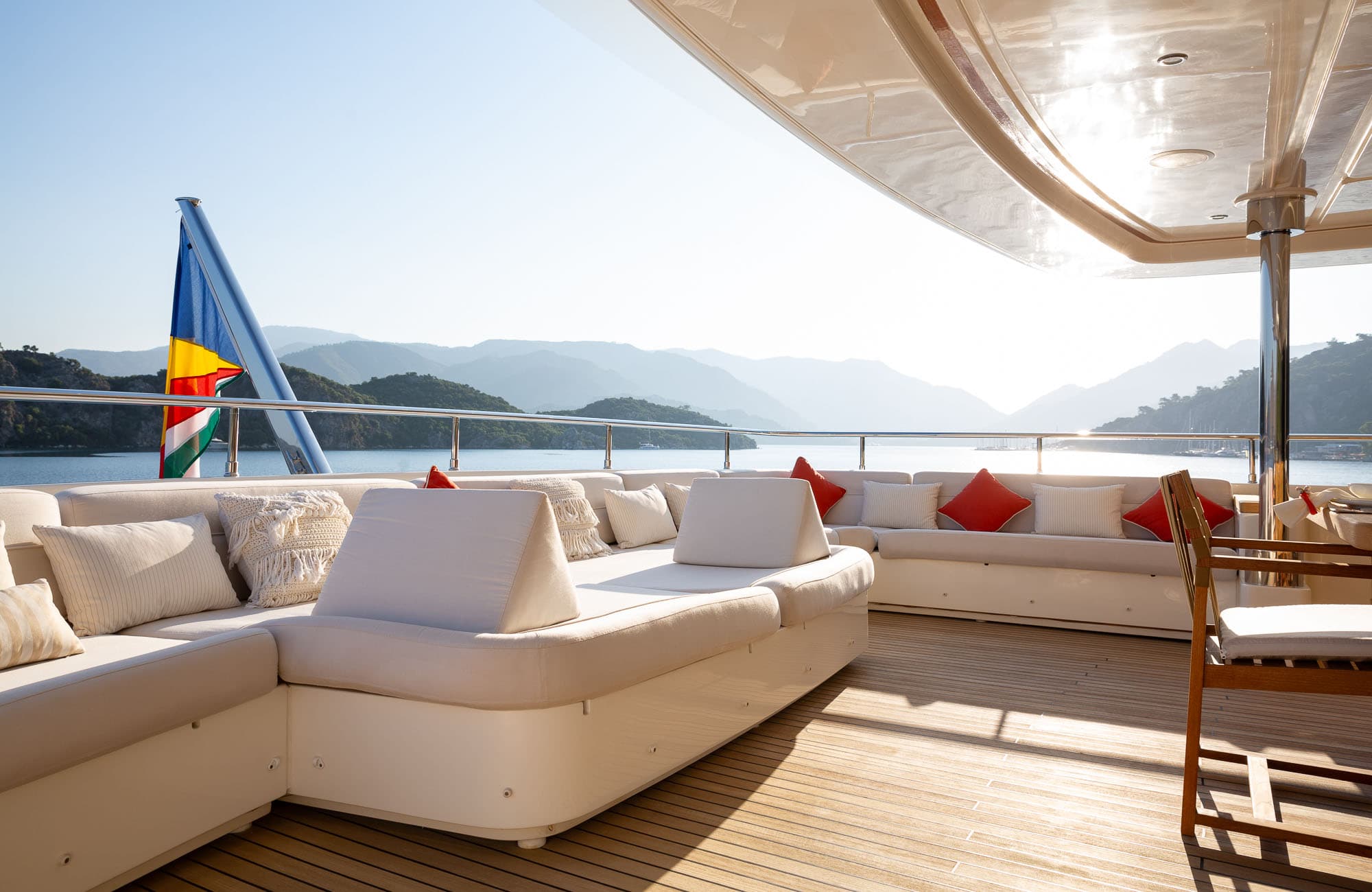 Lady I - deck fore | Drivas Yachts