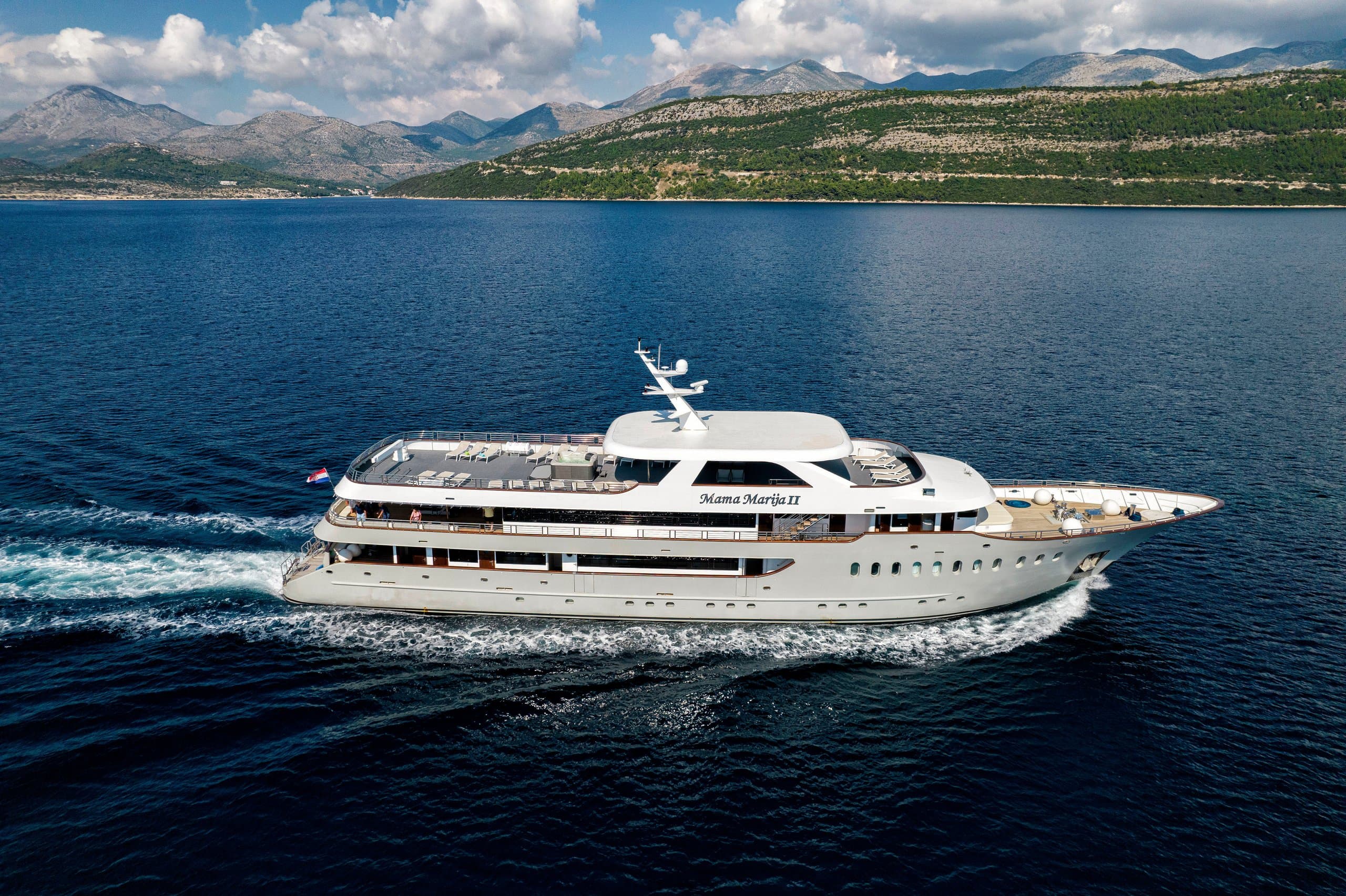 MAMA MARIJA II | Drivas Yachts