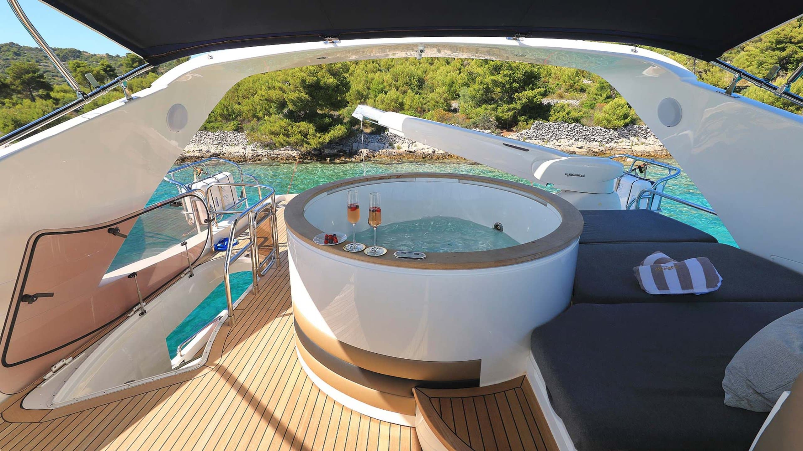 INSIEME | Drivas Yachts