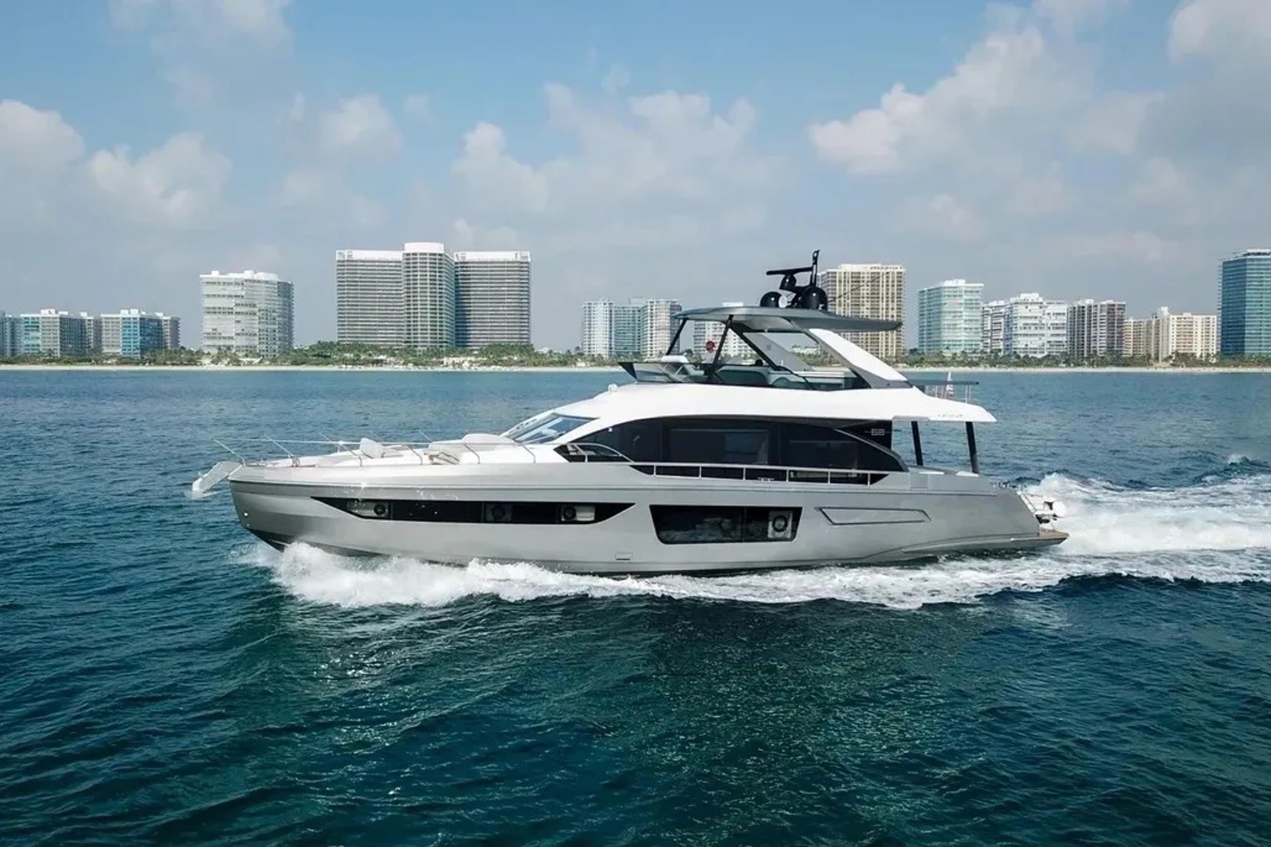 SPYSEA | Drivas Yachts