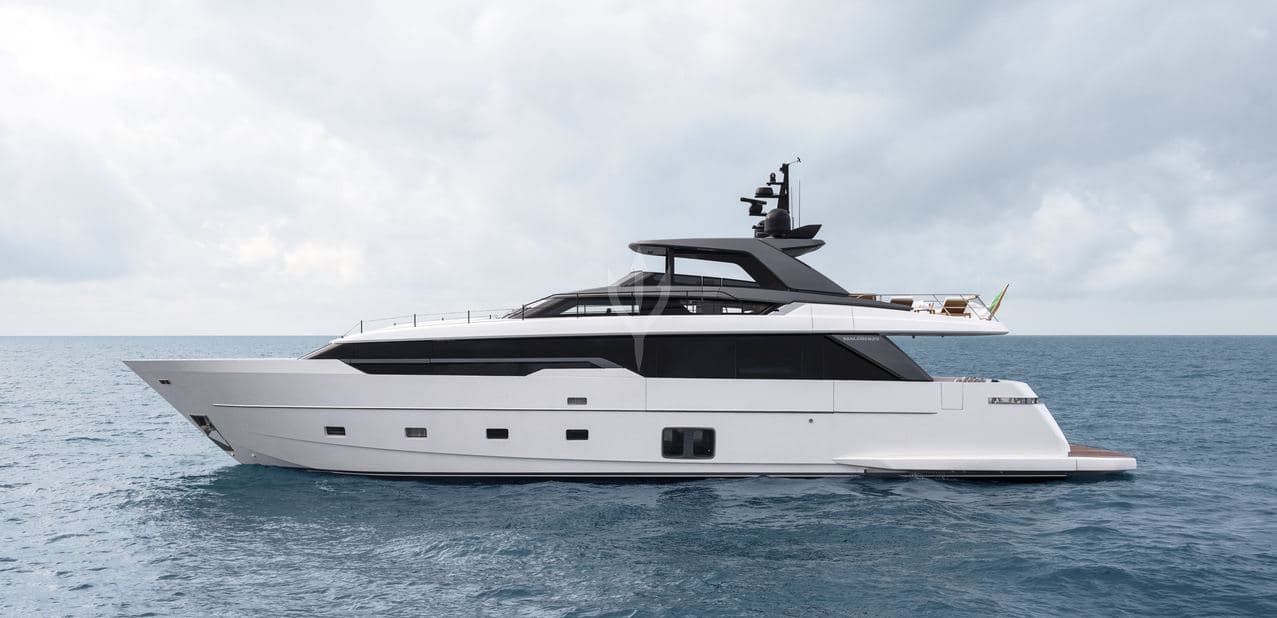 DANLOU - ext stbd | Drivas Yachts