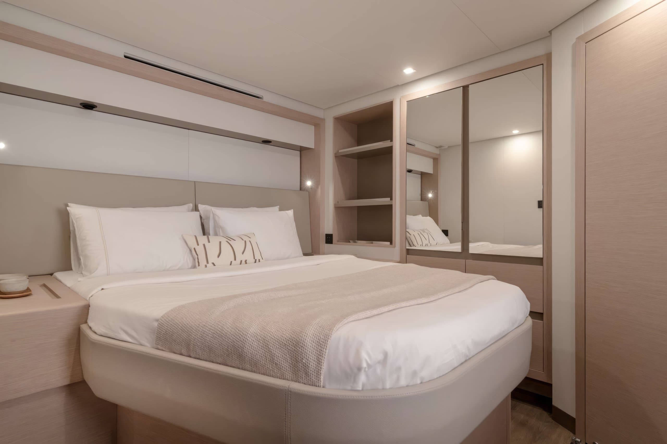 CHRISTAL MIO 80 | Drivas Yachts