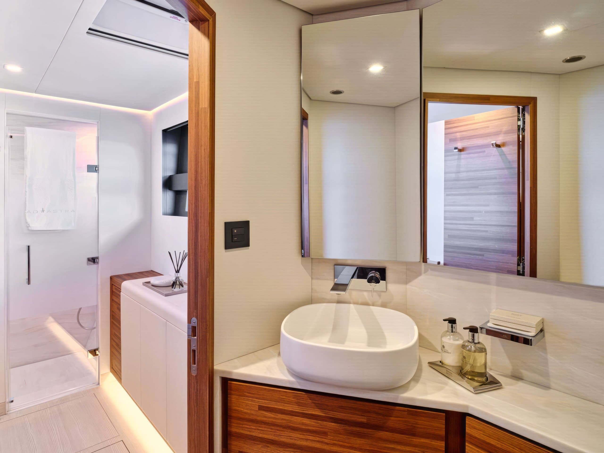 CHRISTAL MIO 80 | Drivas Yachts