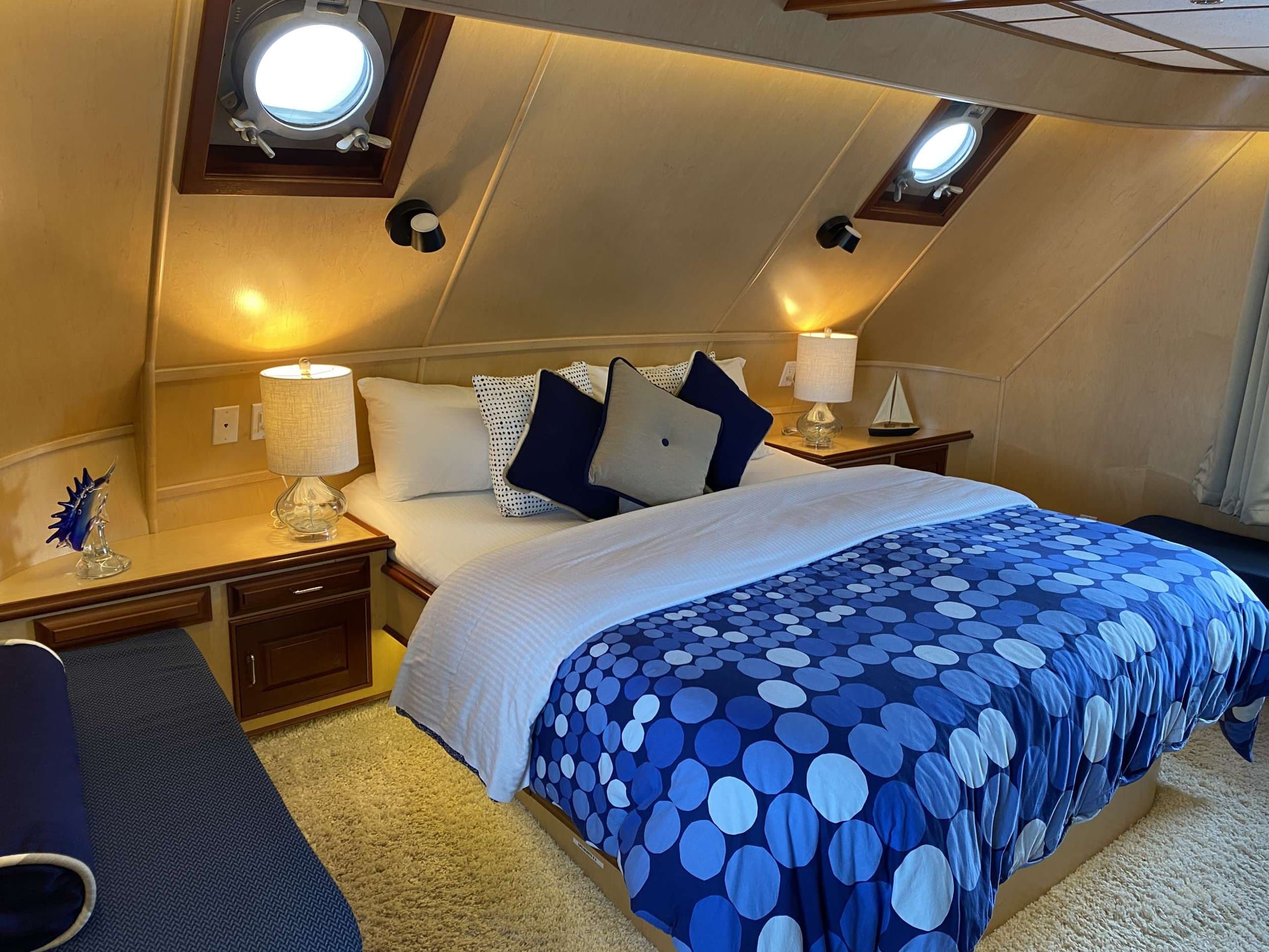 BEAR PAW | Drivas Yachts