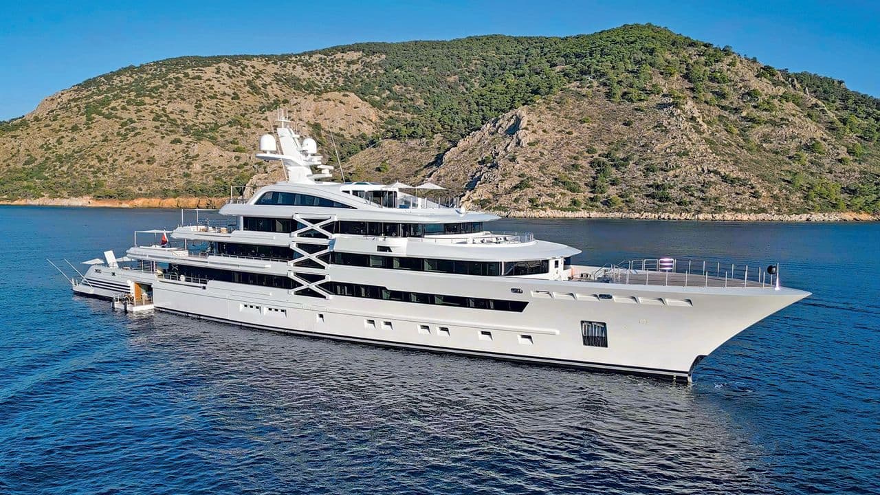 PROJECT X - ext stbd | Drivas Yachts