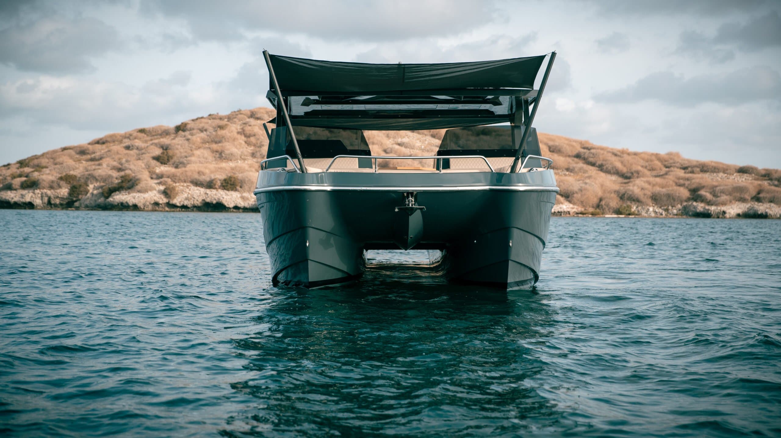 TESORO 41 POWER CAT | Drivas Yachts