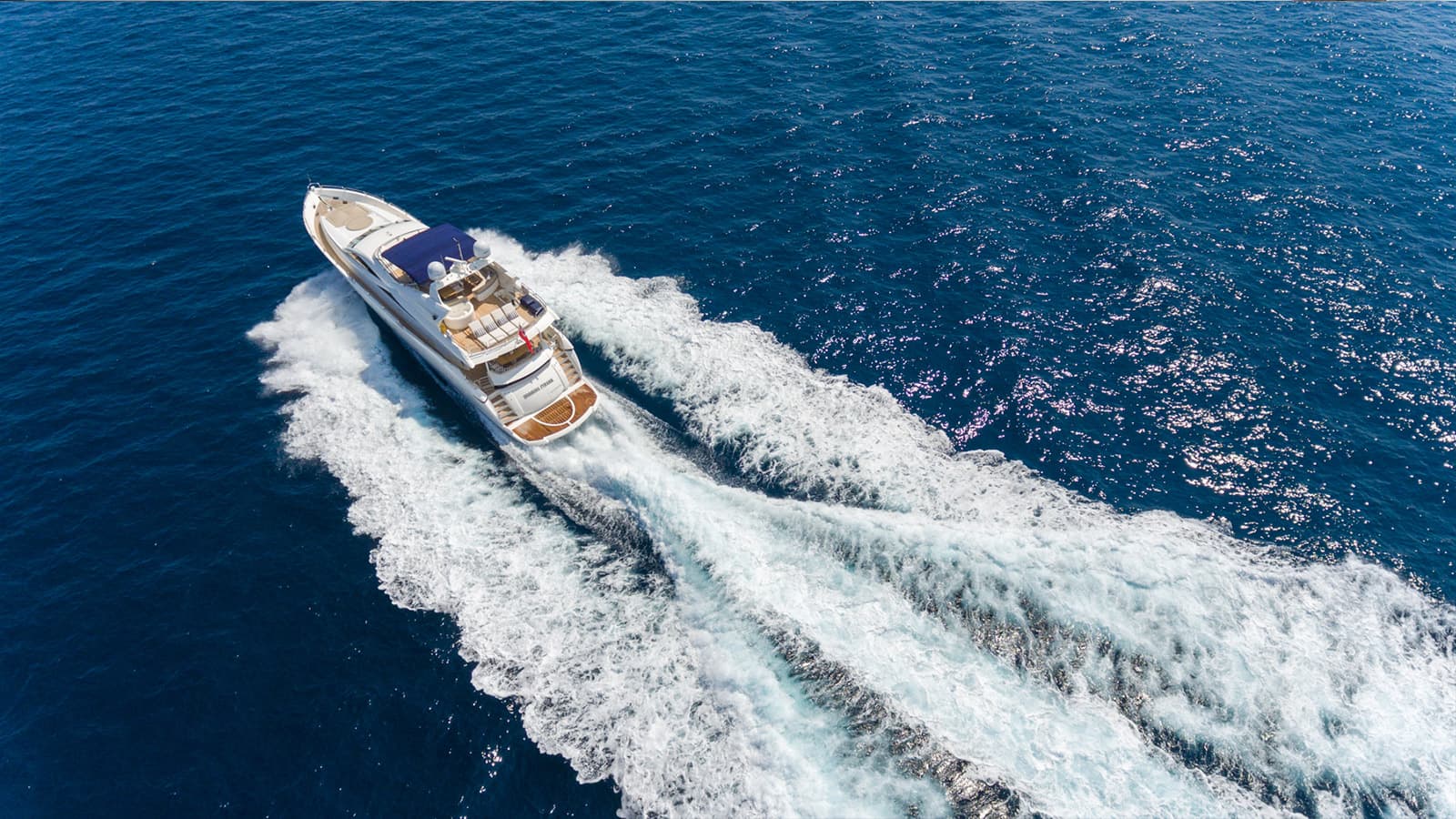 WINNING STREAK - aerial | Drivas Yachts