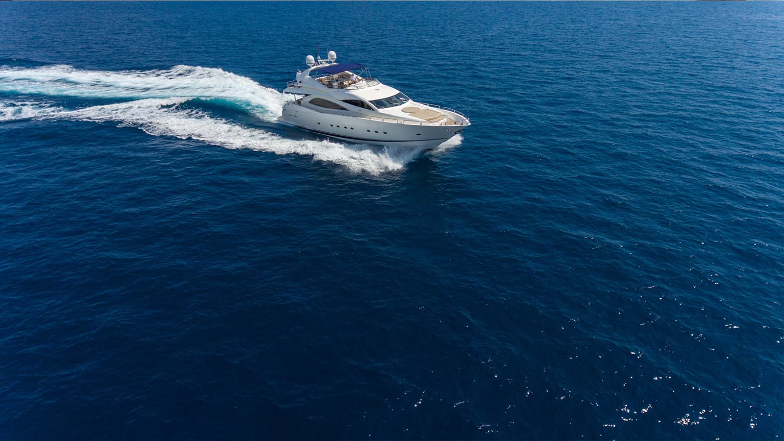 WINNING STREAK - ext running | Drivas Yachts