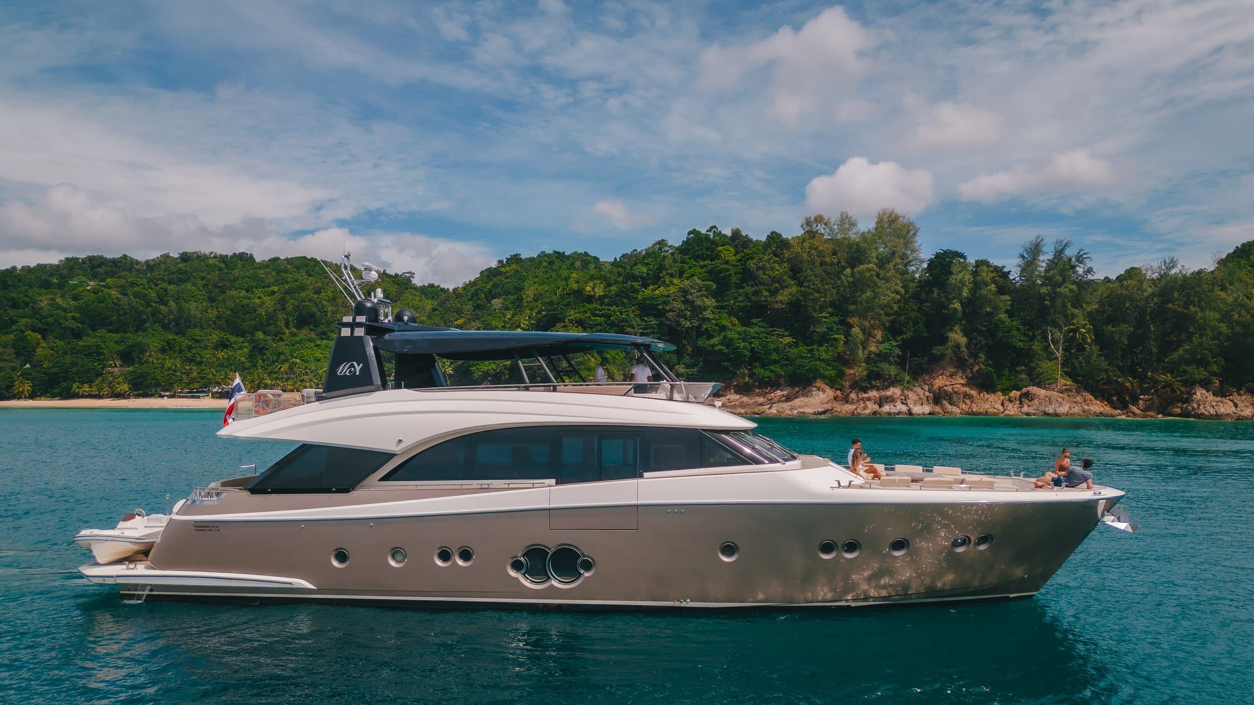 BAYC ASIA | Drivas Yachts