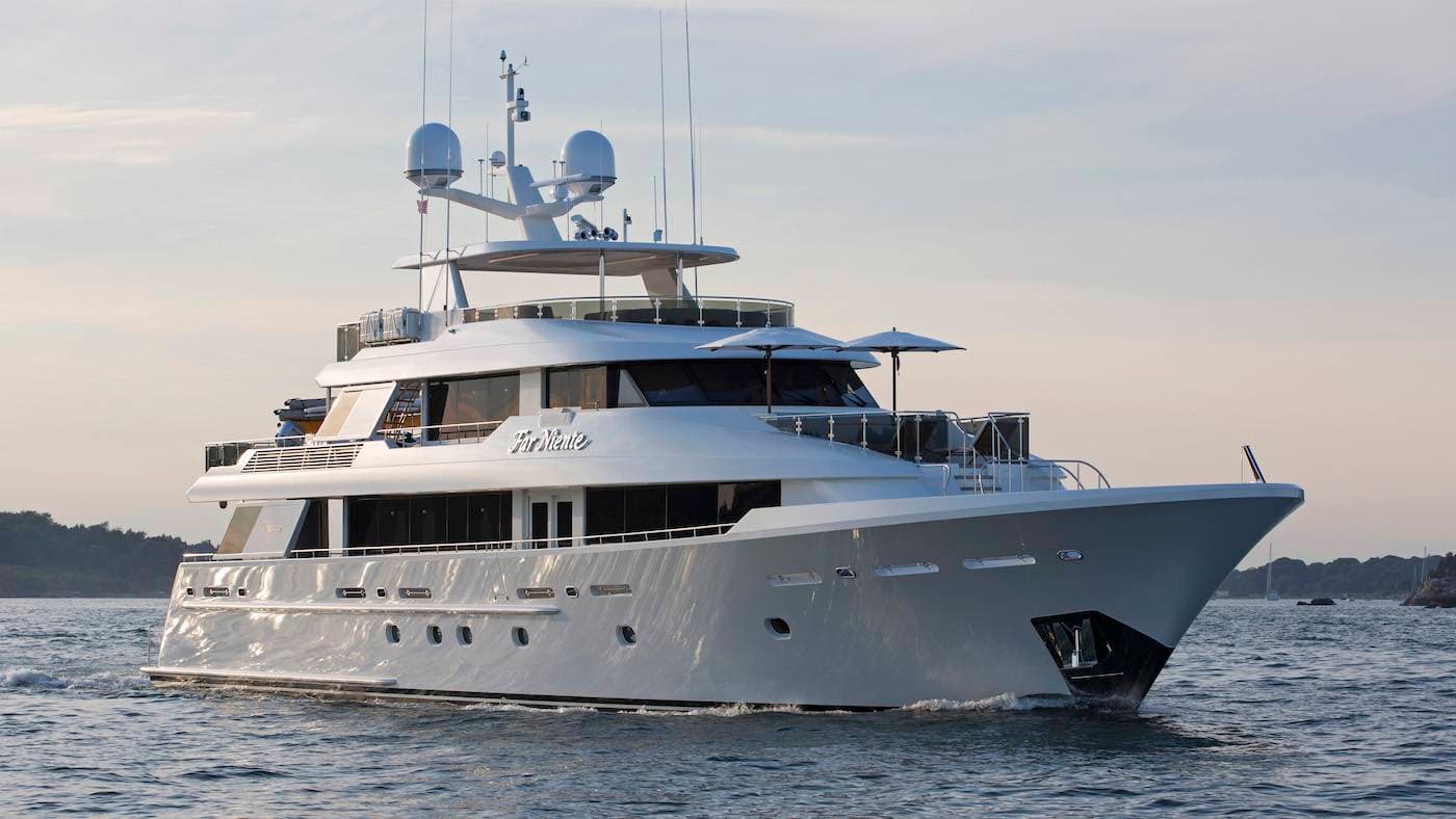 Far Niente - ext stbd | Drivas Yachts
