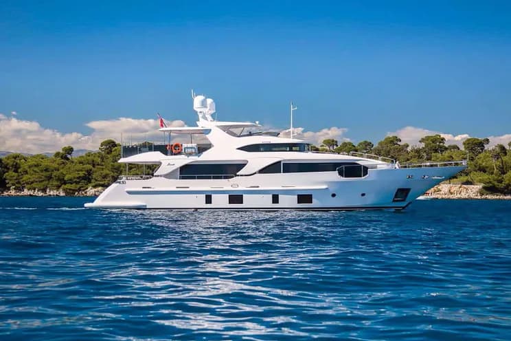 GALA I - ext stbd | Drivas Yachts