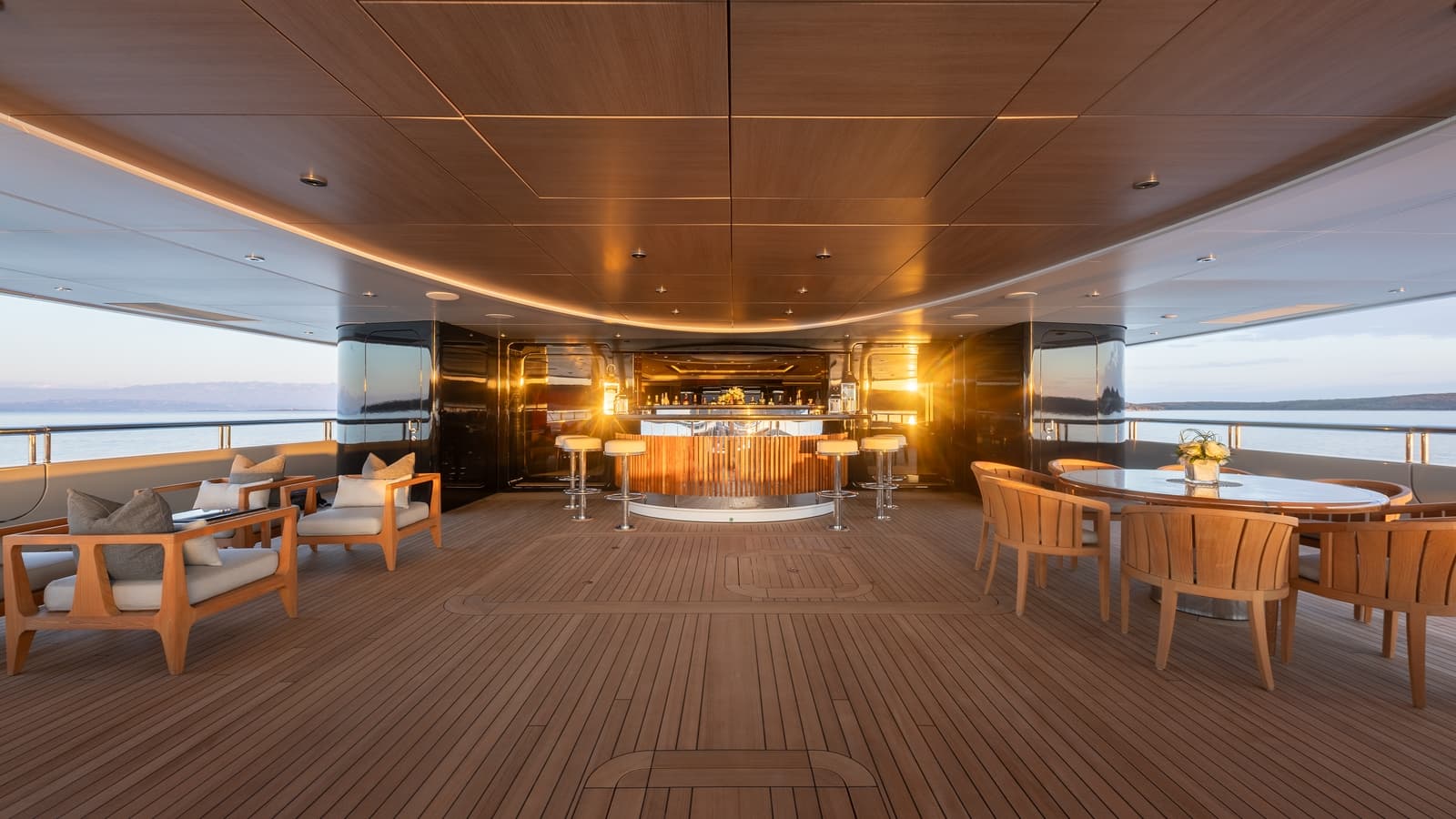 ATLAS - deck aft | Drivas Yachts