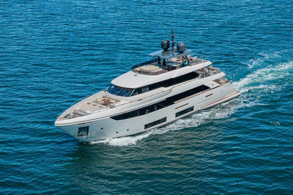 Motor yacht SOUTH 33m by Ferretti