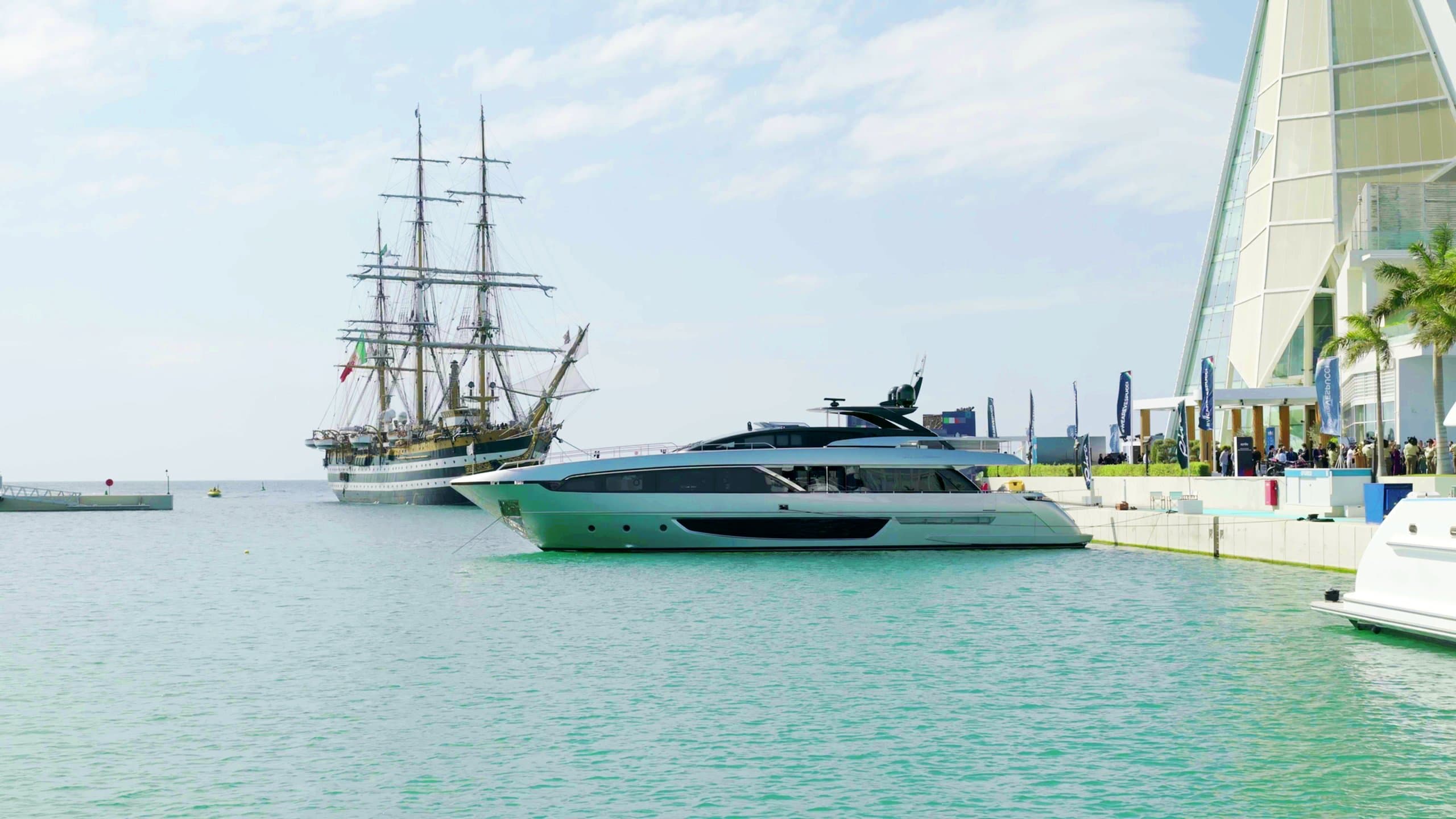 DARK HORSE | Drivas Yachts