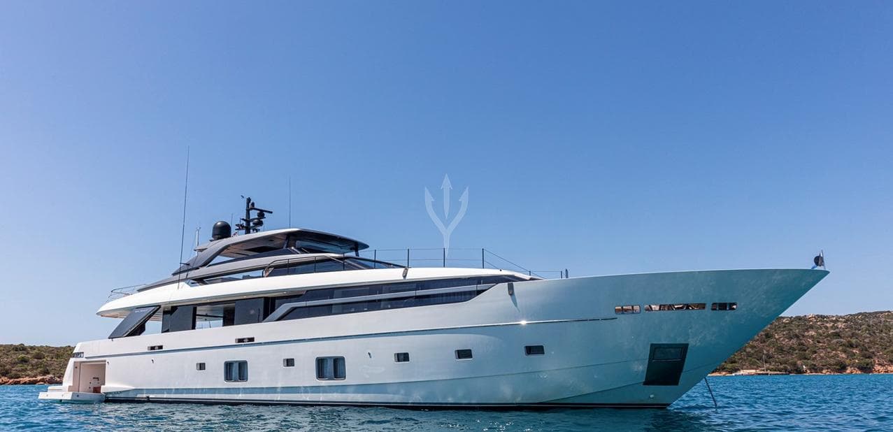 Motor yacht BLUE ANGEL 23m by Filippetti (Evo Marine) — exterior