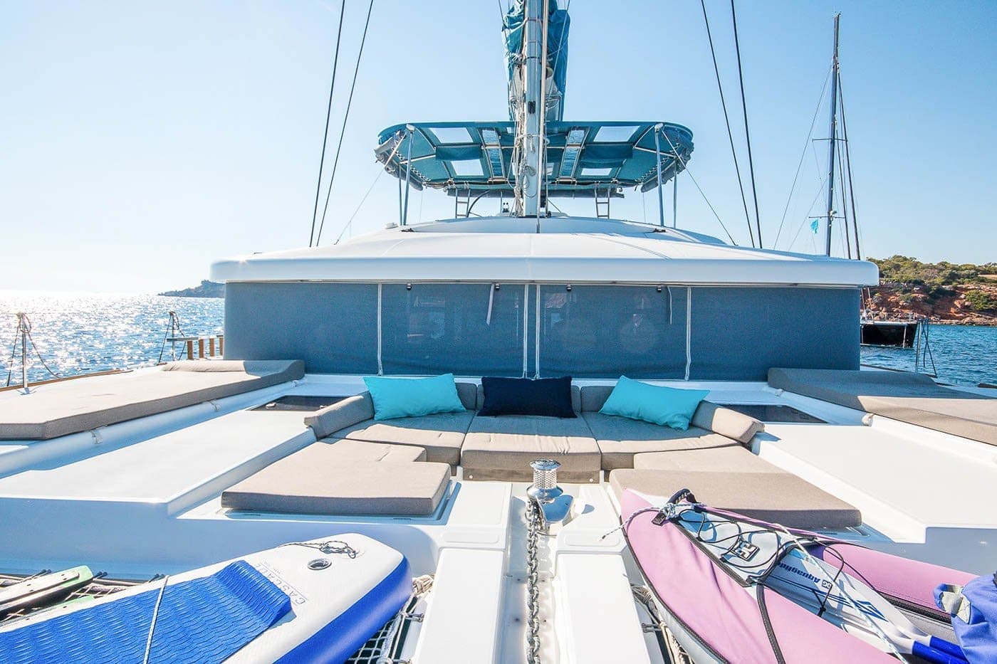 Lucky Clover - deck fore | Drivas Yachts