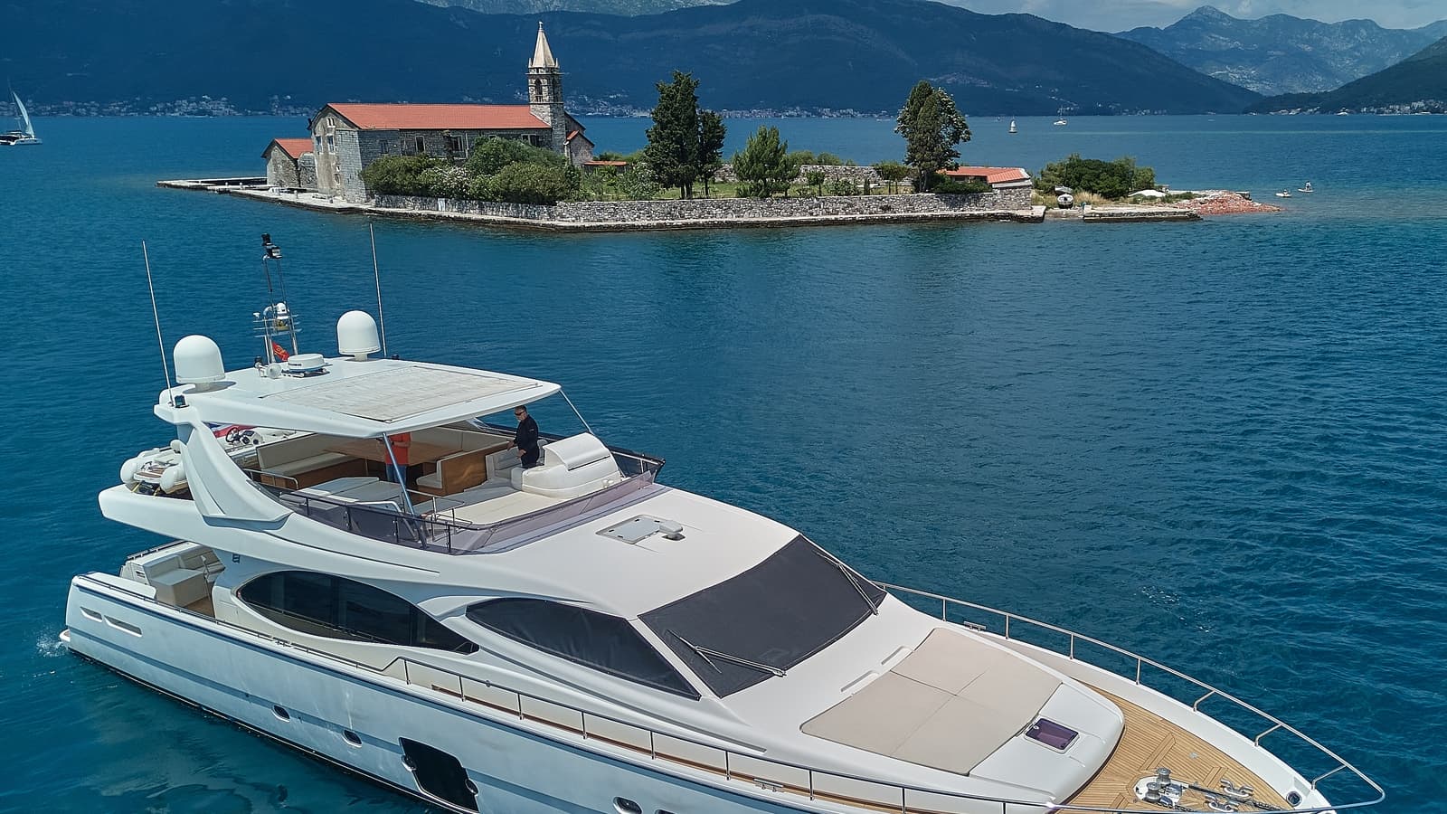 GANS - aerial | Drivas Yachts