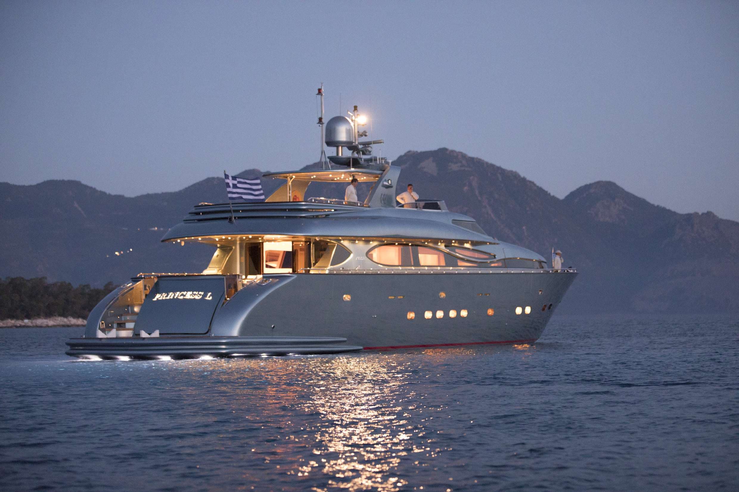 PRINCESS L - ext stbd | Drivas Yachts