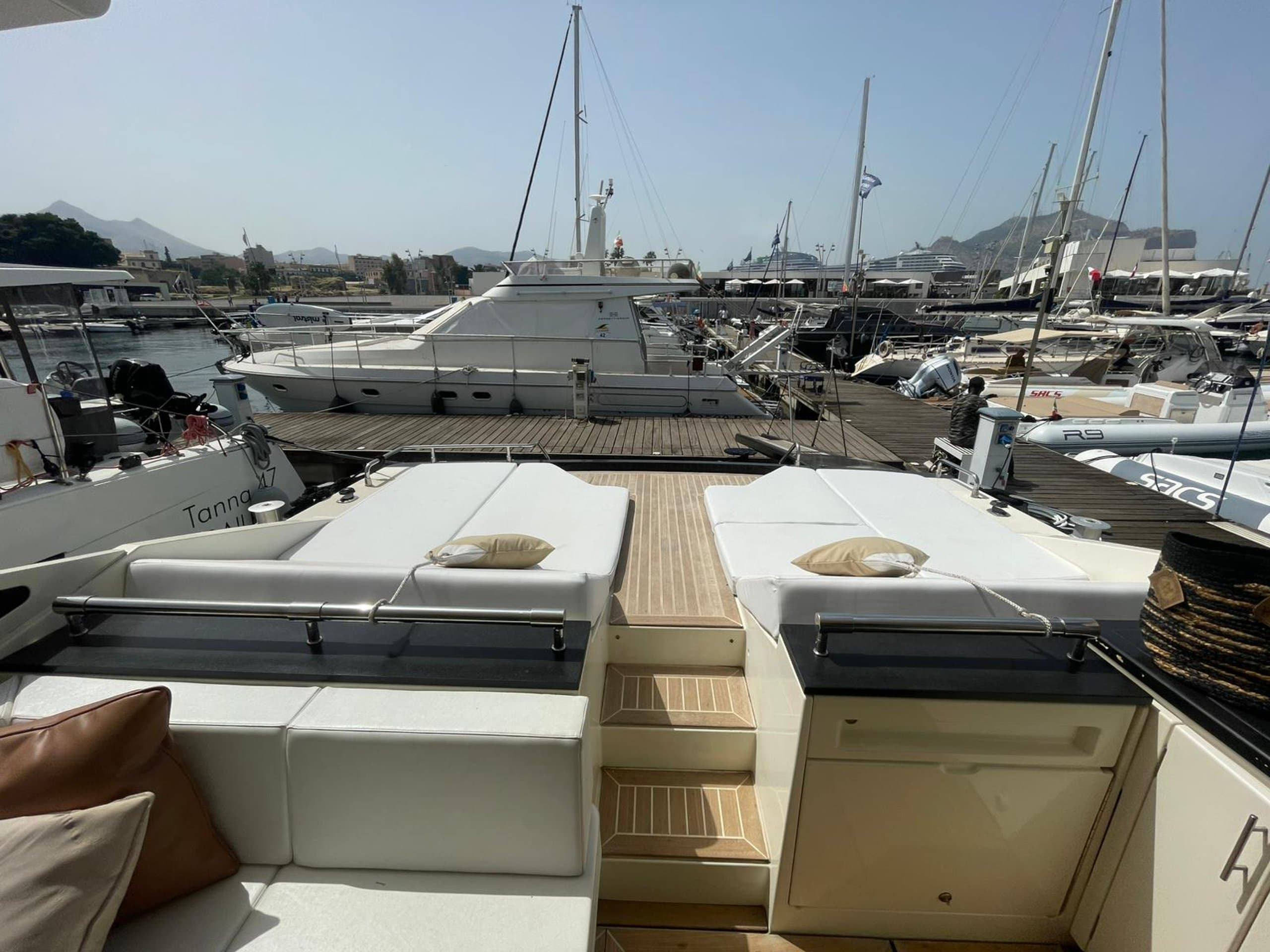 SARNICO 65 | Drivas Yachts
