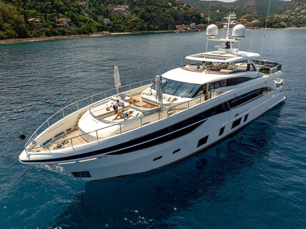 GIA SENA - ext stbd | Drivas Yachts
