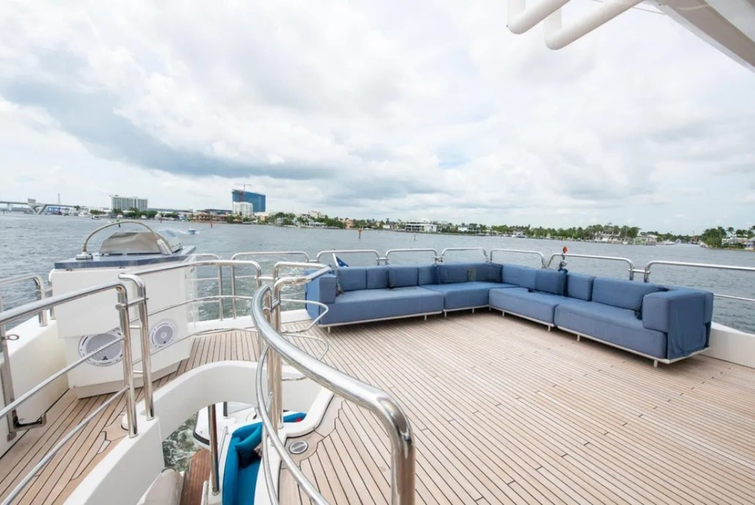 SATISFACTION | Drivas Yachts