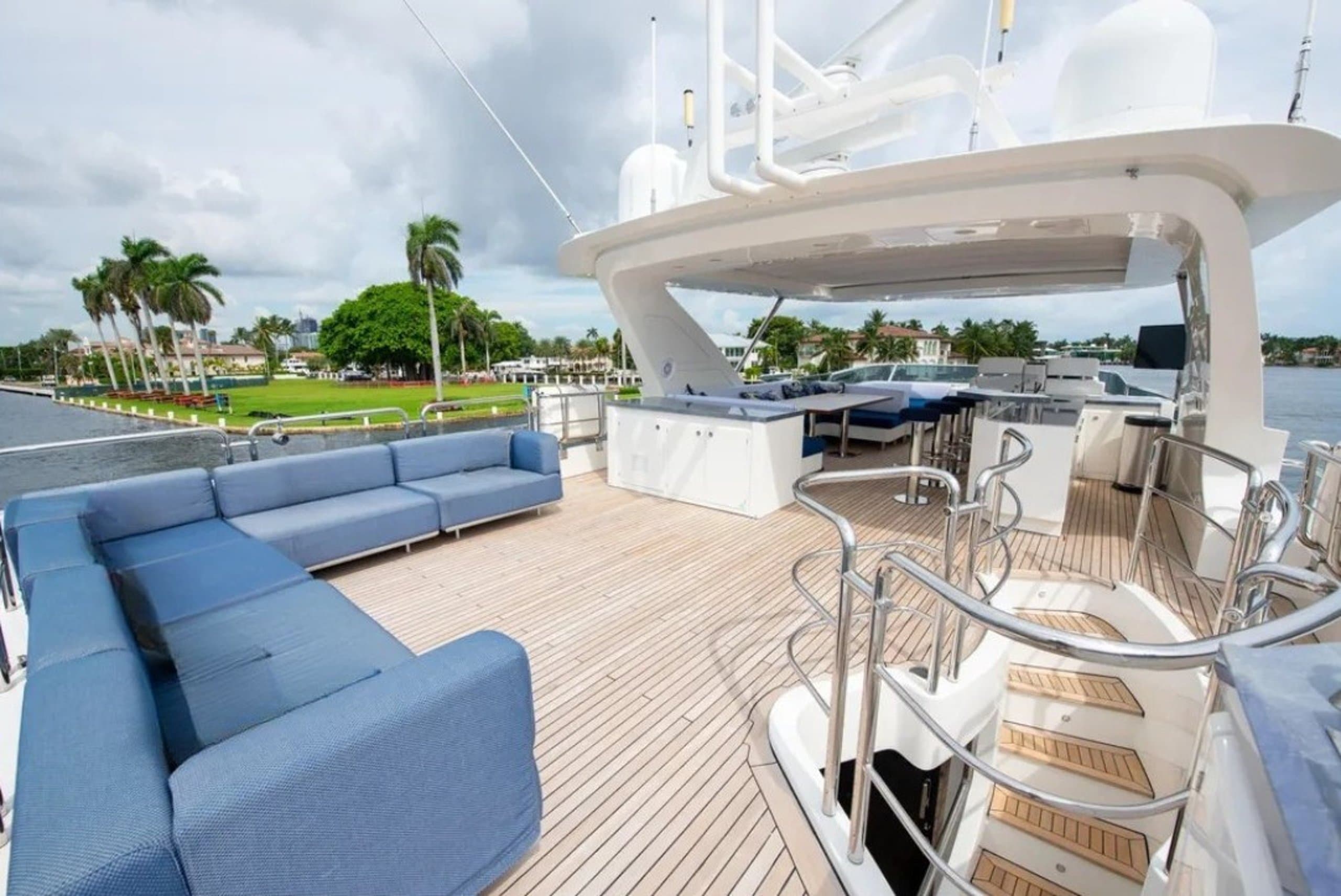 SATISFACTION | Drivas Yachts